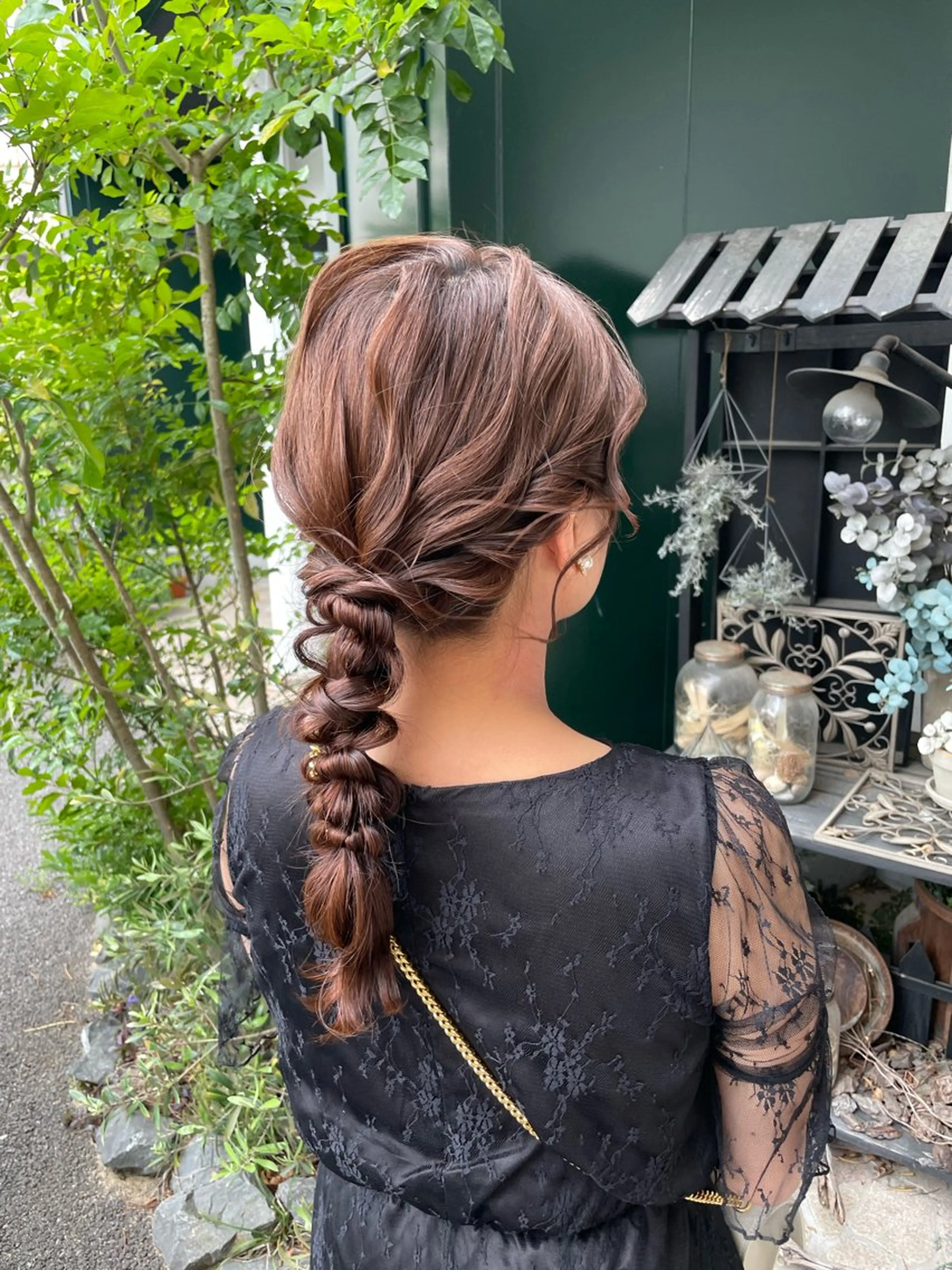 セミロング ヘアアレンジ 山下 襟華のヘアスタイル