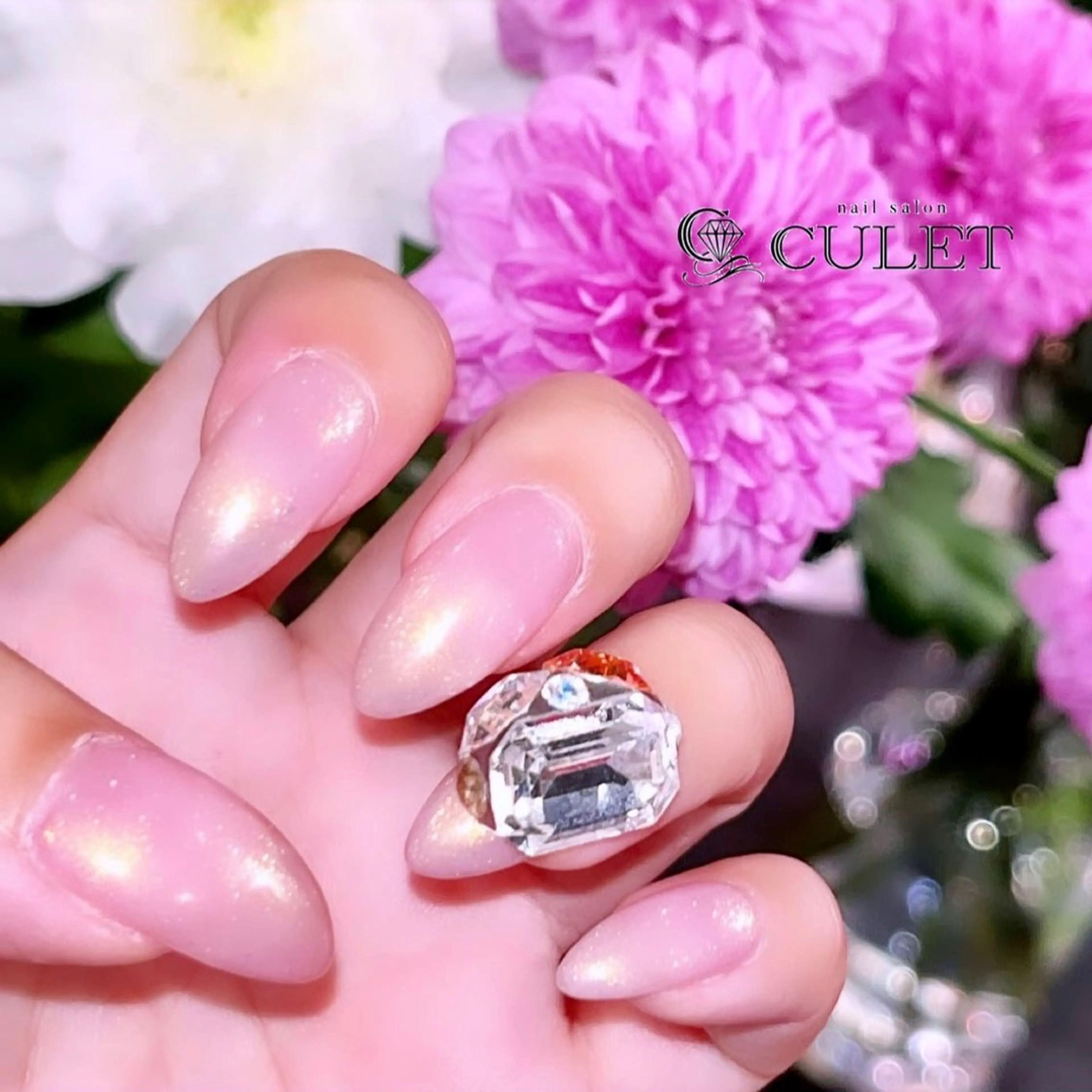 ネイル CULET MOEのネイルデザイン