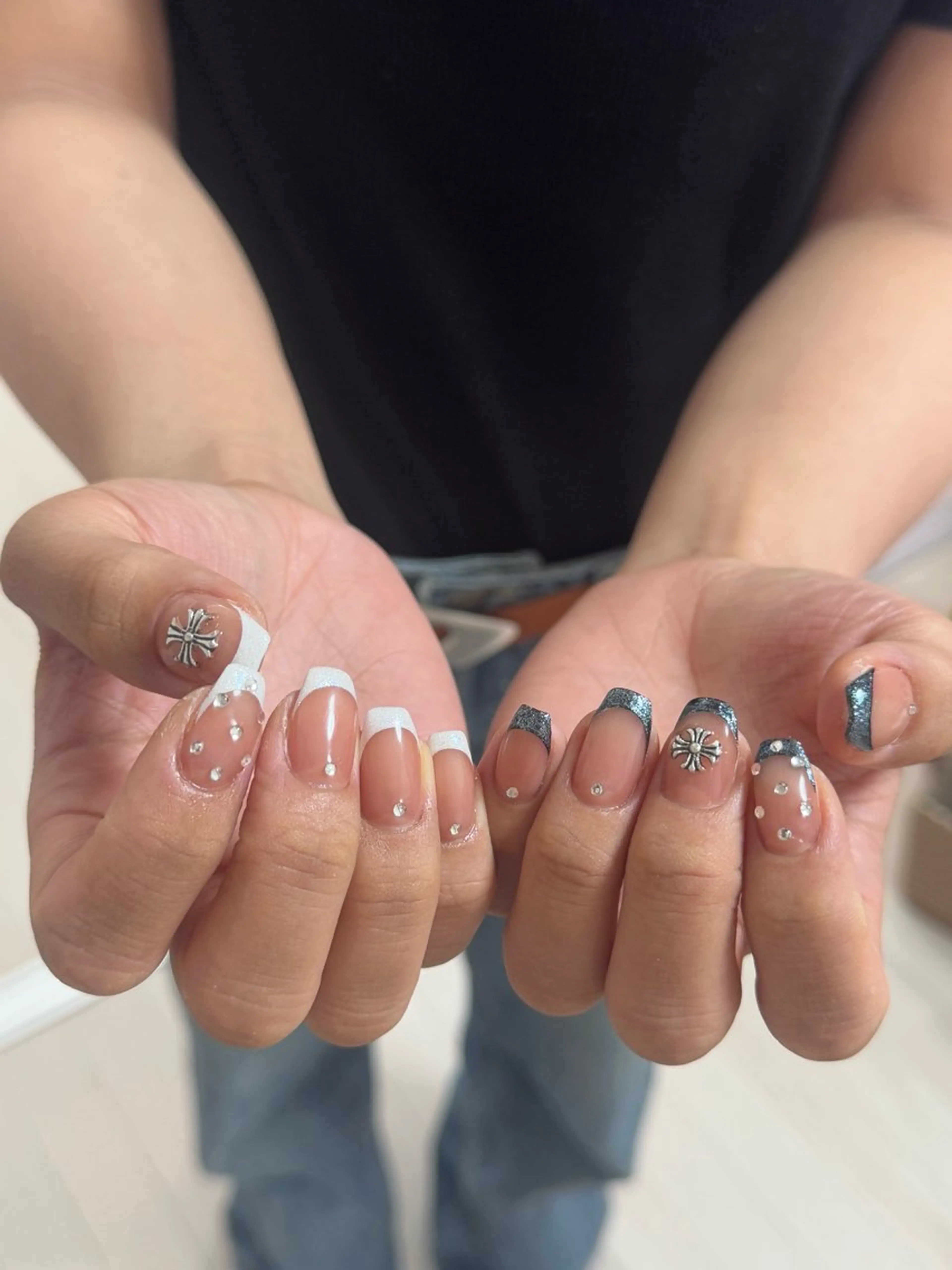 ネイル アートネイル オーロラネイル チークネイル フレンチネイル ガラスフレンチ ハンドネイル 🎀🎀YooLi Nail Salonのネイルデザイン