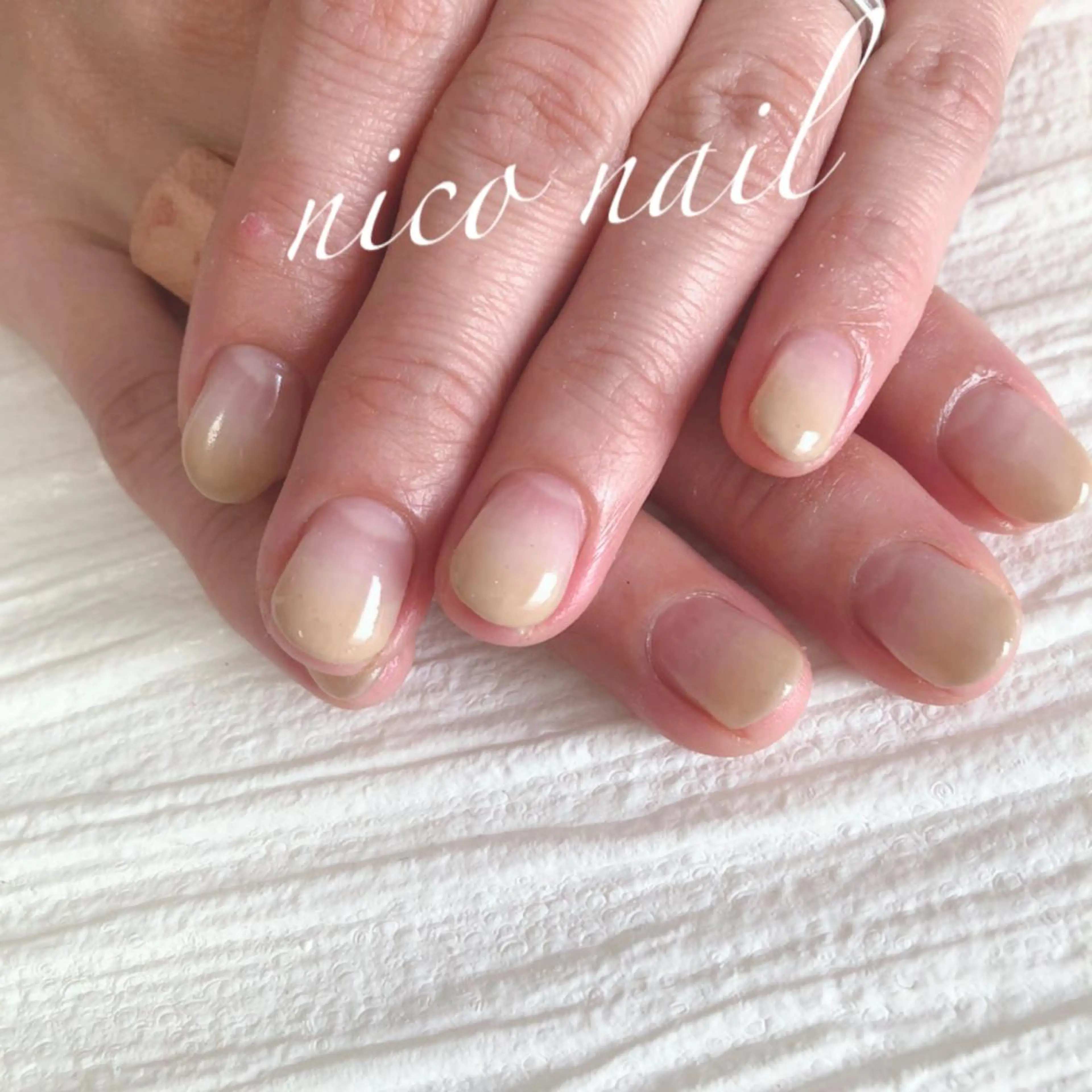 ネイル ハンドネイル ハンドケア 香芝市ネイルサロン nico nailのネイルデザイン