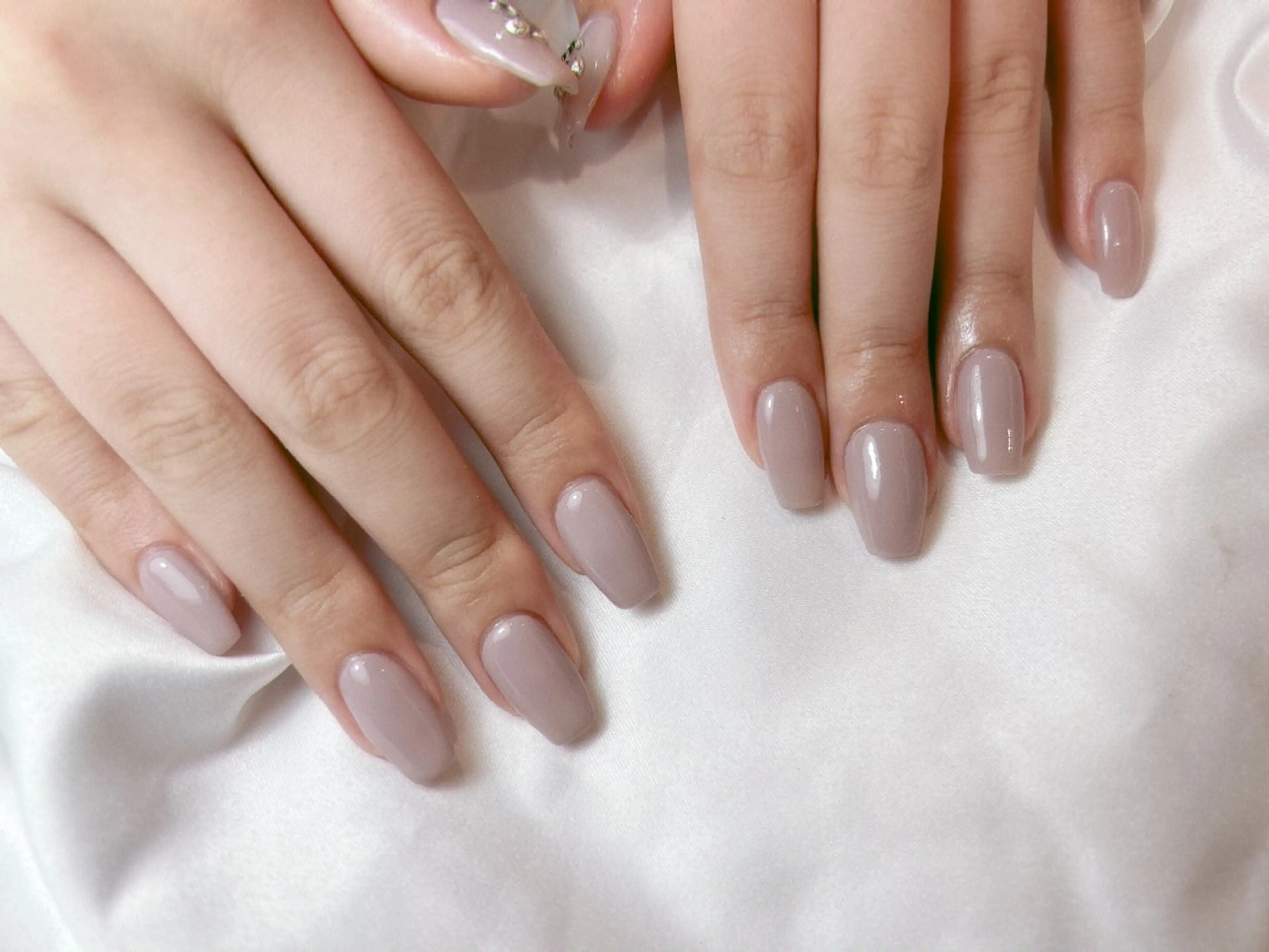 ネイル ワンカラーネイル ハンドネイル tote. sumileのネイルデザイン