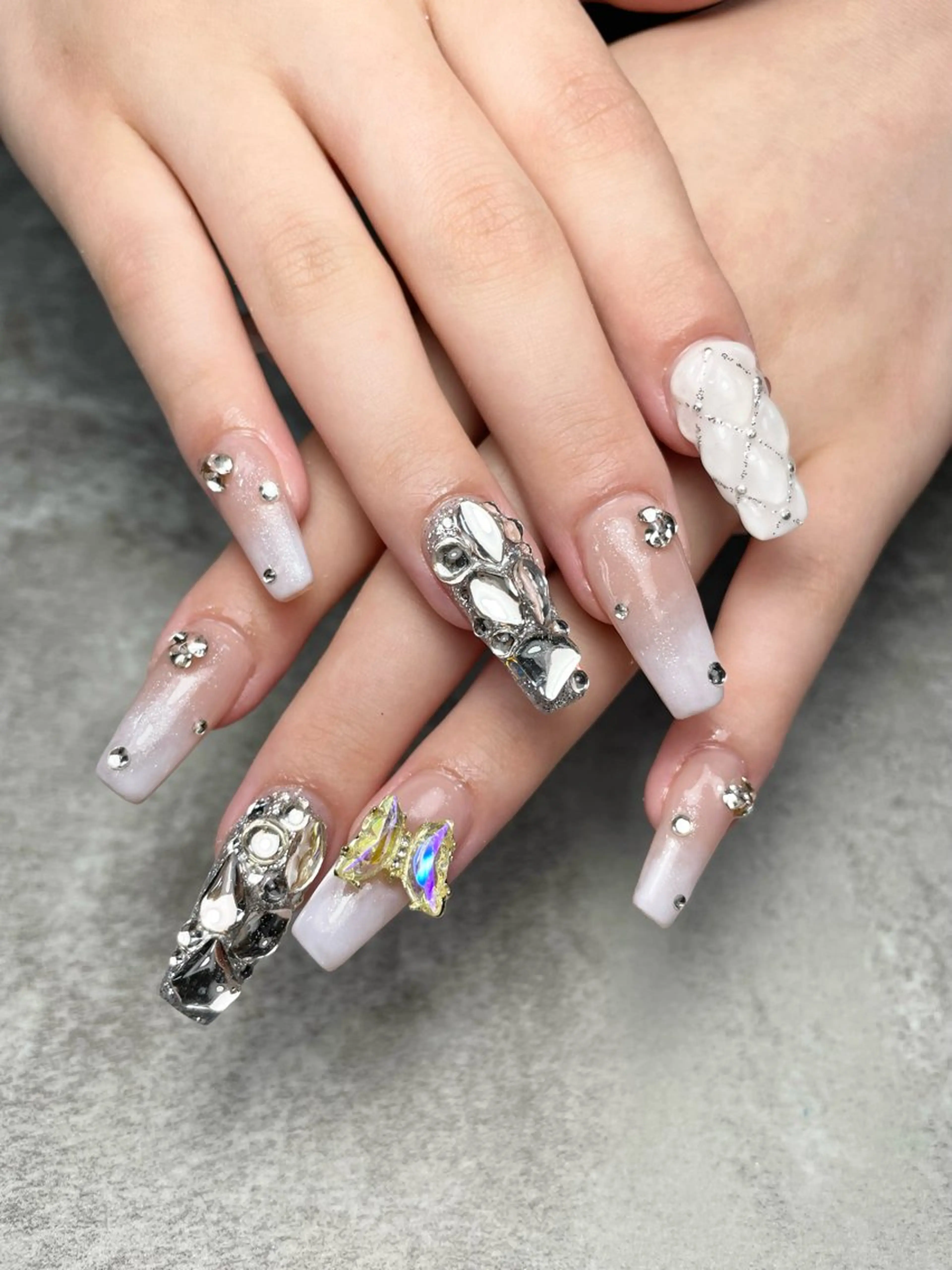 ネイル Y's nailのネイルデザイン