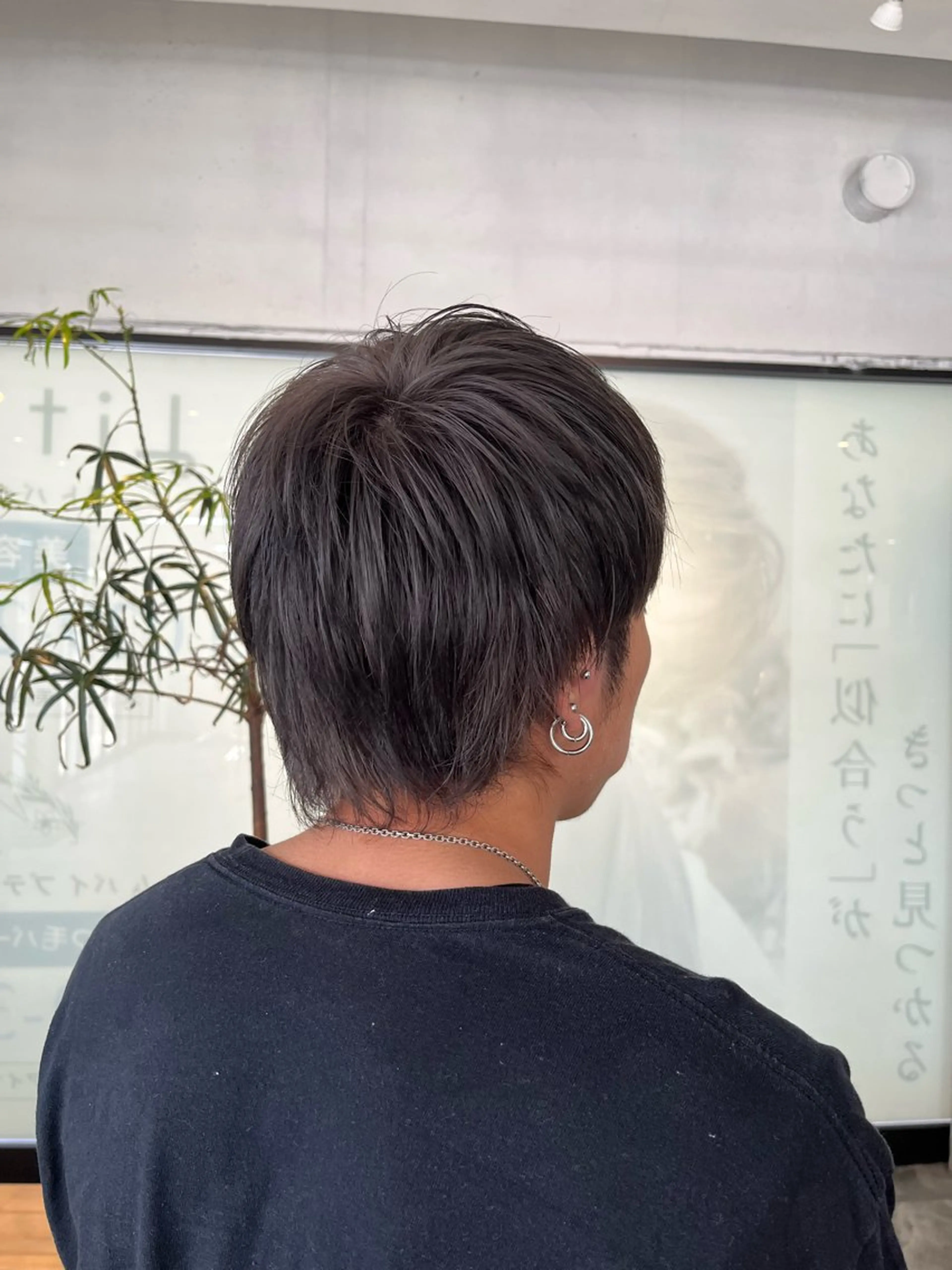 ショート アッシュ アッシュグレー 水戸/ブリーチ特化/ 中山りくのヘアスタイル