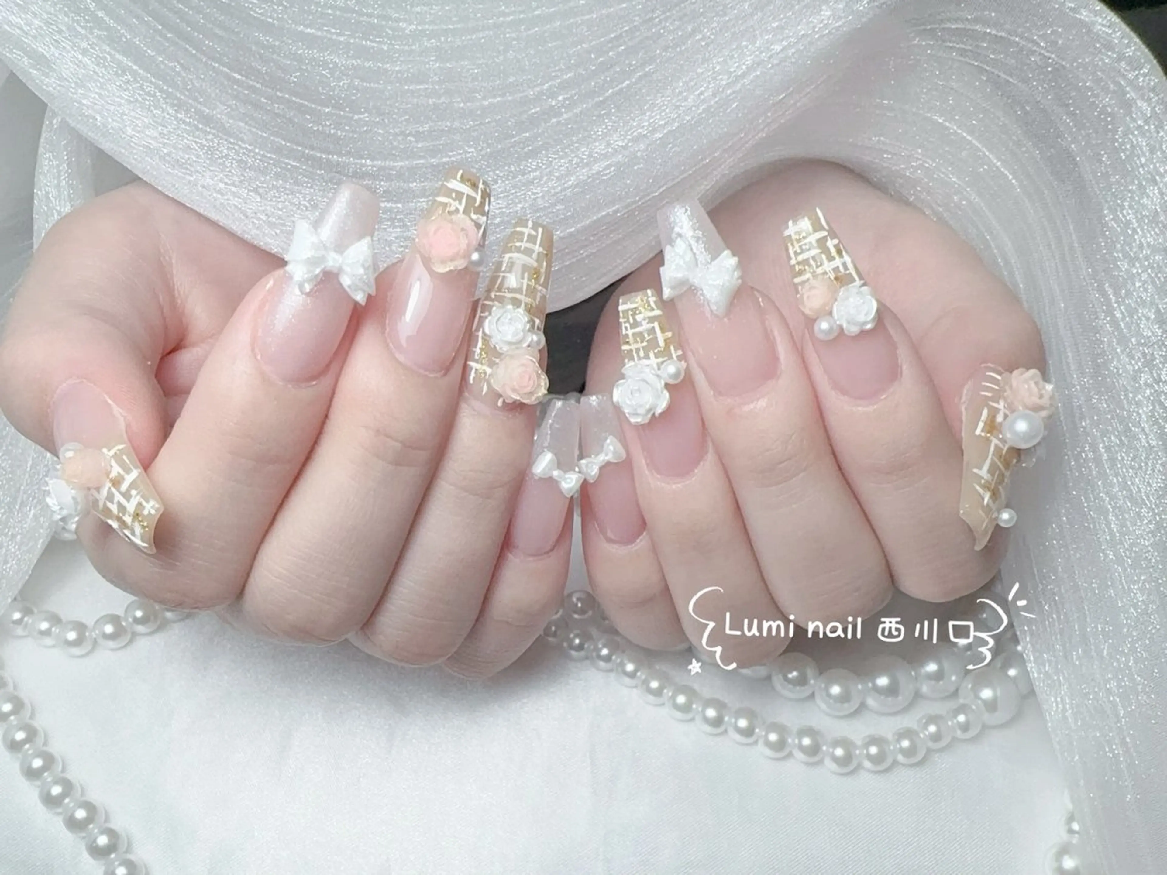 ネイル フットネイル ジェルネイル キラキラネイル オフィスネイル ピンク Lumiネイルサロン所属・Lumi Nail Salonのネイルデザイン