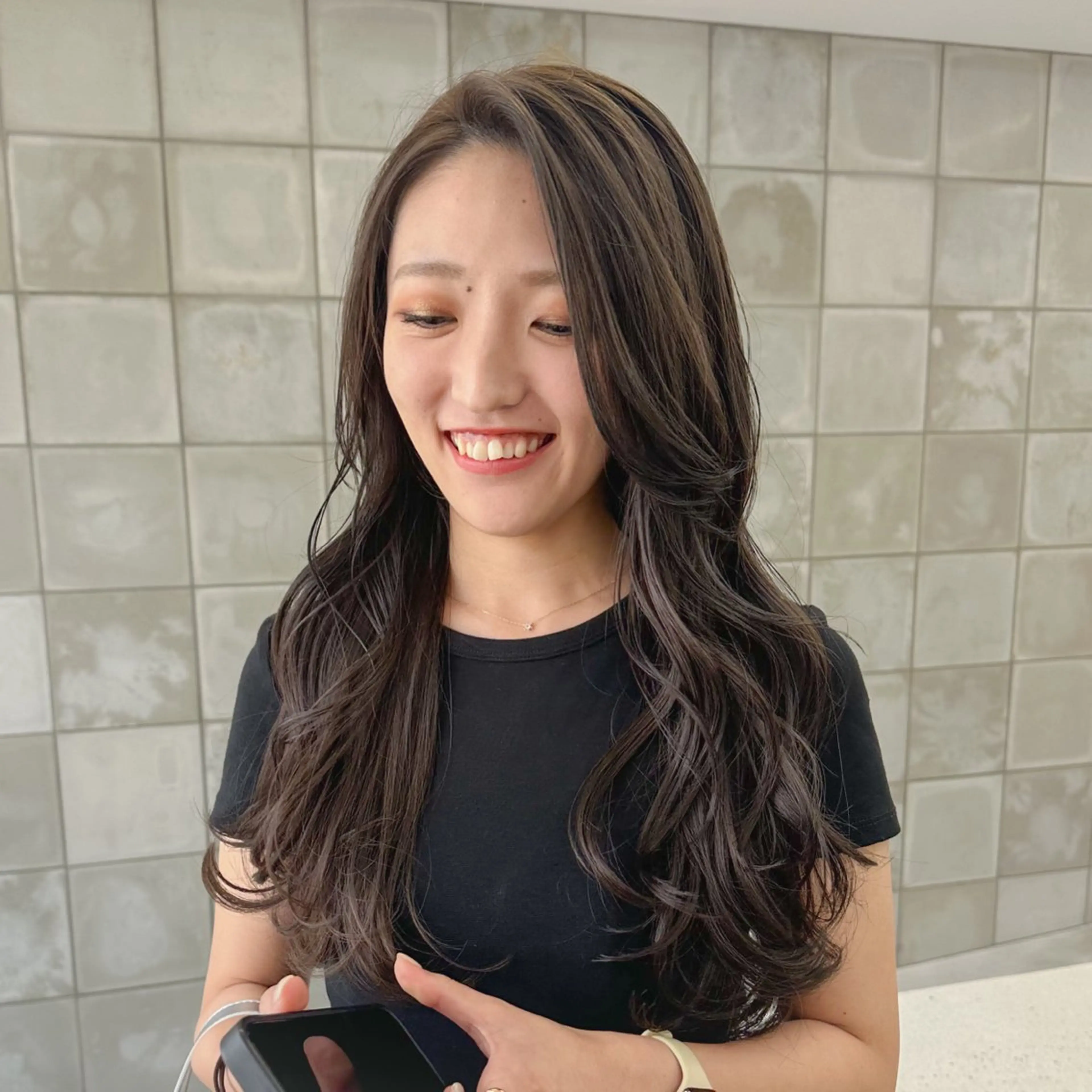 ロング カラー ANY mikuのヘアスタイル