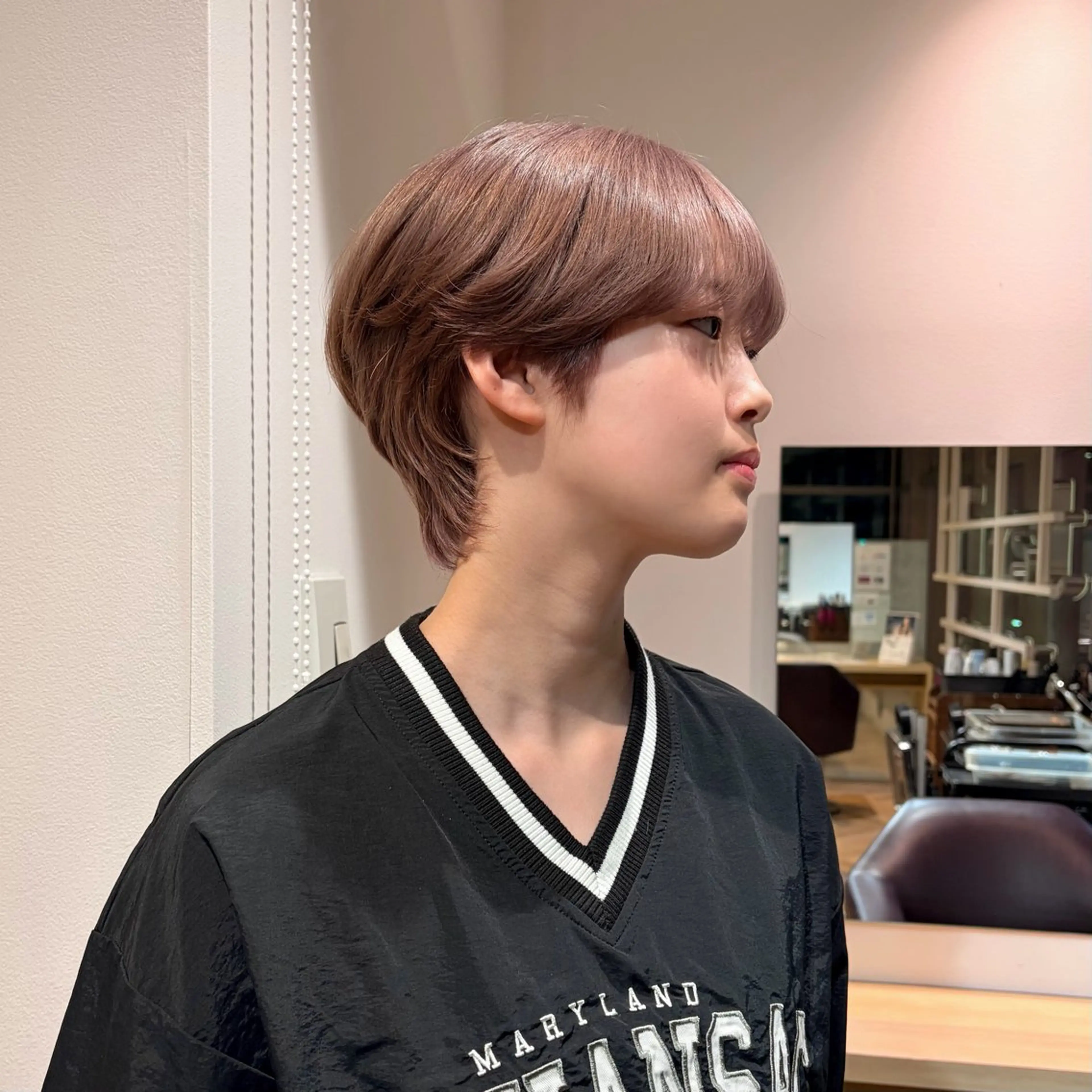 カラー ブリーチ カット ヘアカラー Yamada Ami🪐のヘアスタイル