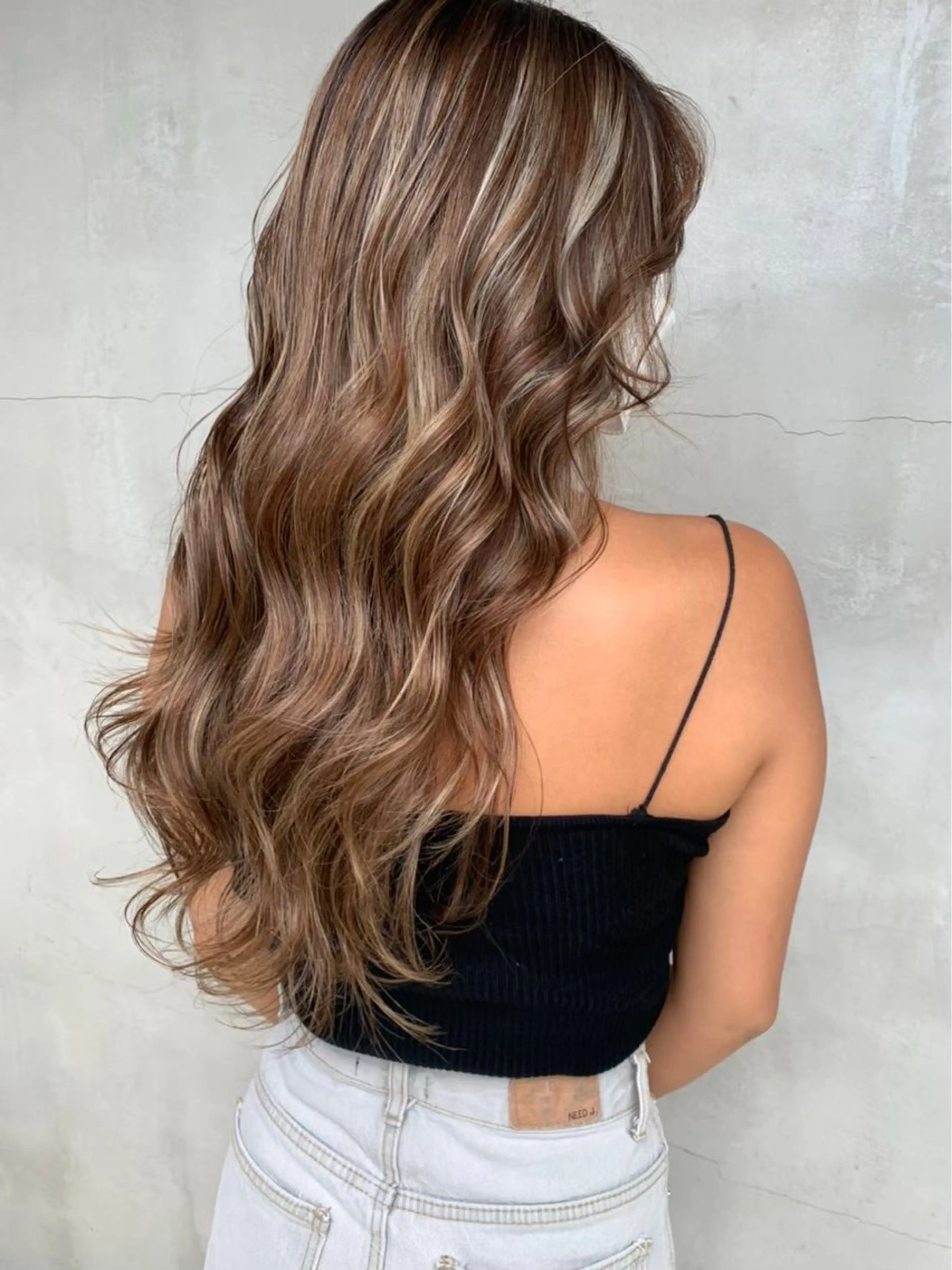 ロング カラー ブリーチ ケアブリーチ ハイライトカラー ハイライト ☀️東京→岡崎☀️ ハイライト青山彪雅のヘアスタイル