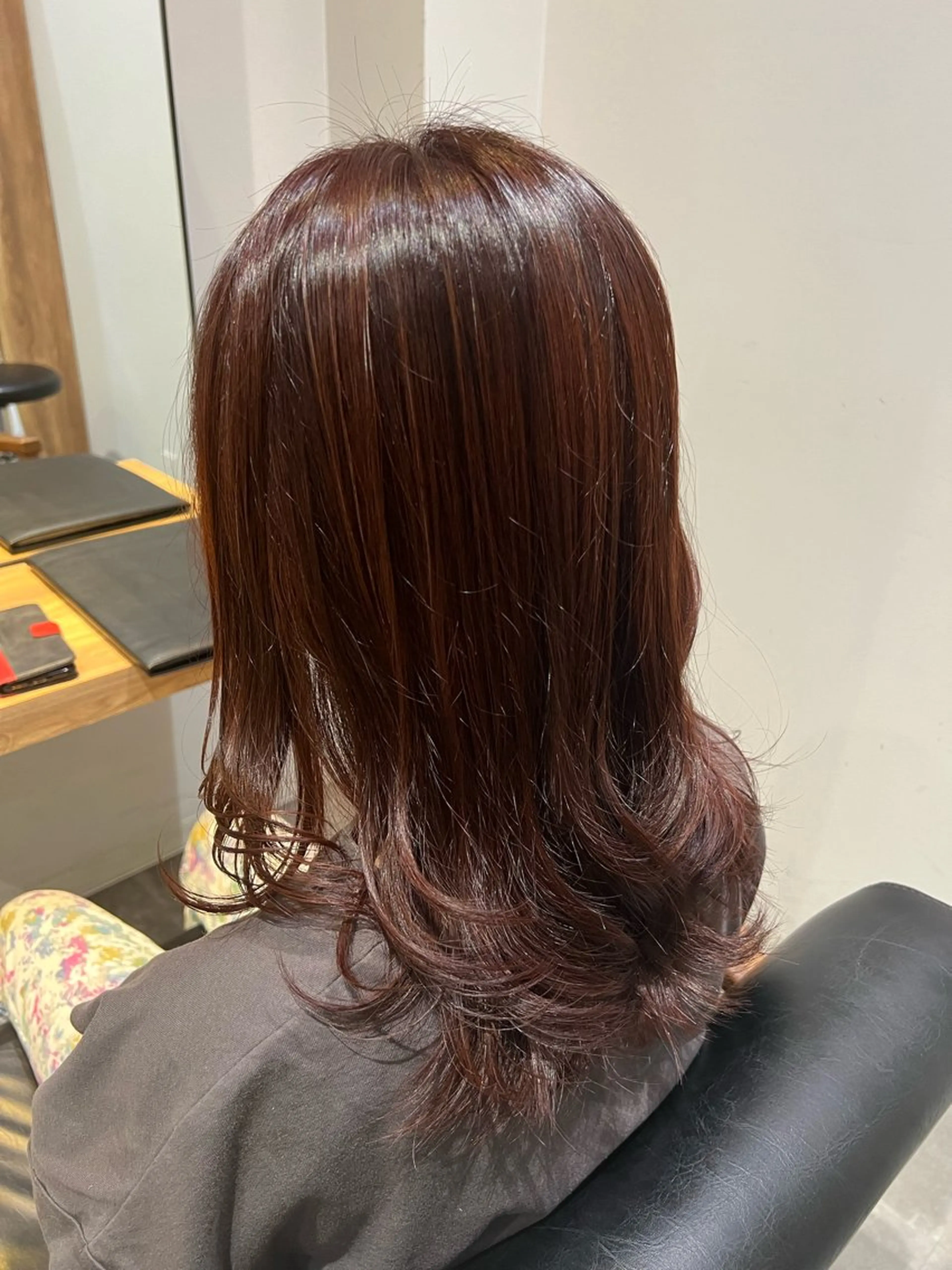 セミロング カラー ブラウンカラー ピンクカラー ピンクブラウン Rubik's なかもずHIROTOのヘアスタイル