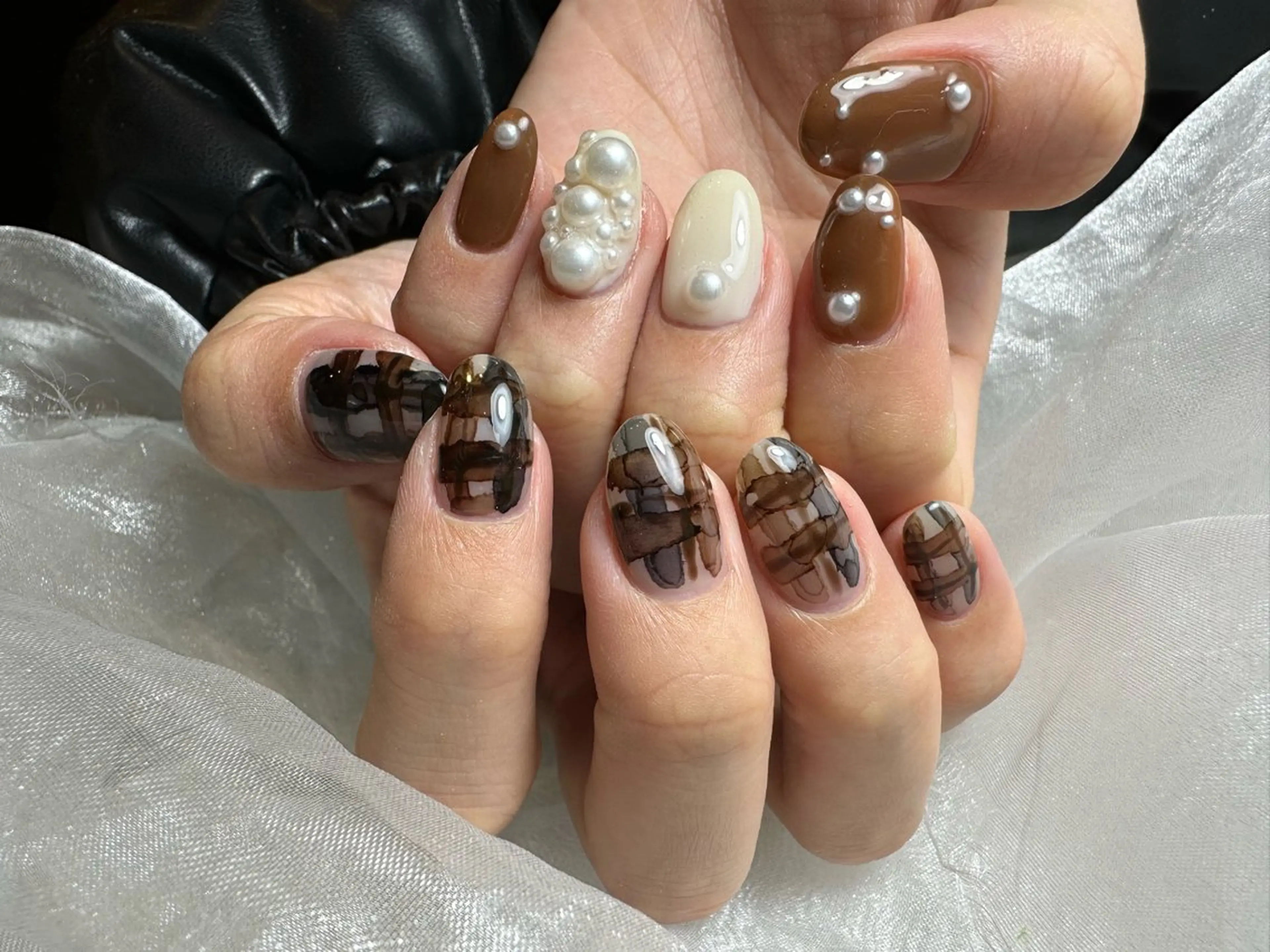 ネイル salon de 4H所属・小林 麻里のネイルデザイン