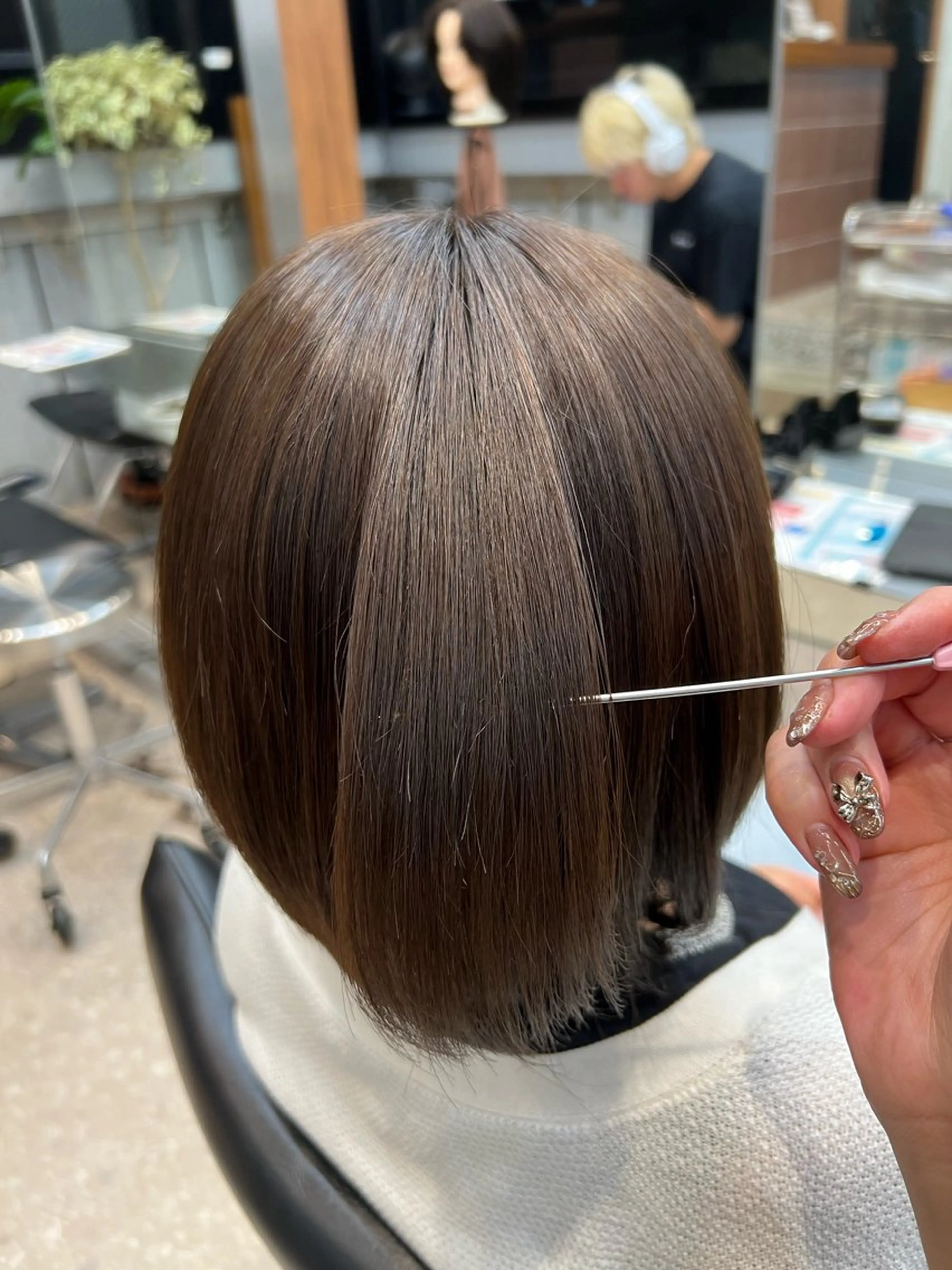 ショート カラー ベージュカラー ブラウンカラー ヘアカラー ゆら /elima調布のヘアスタイル
