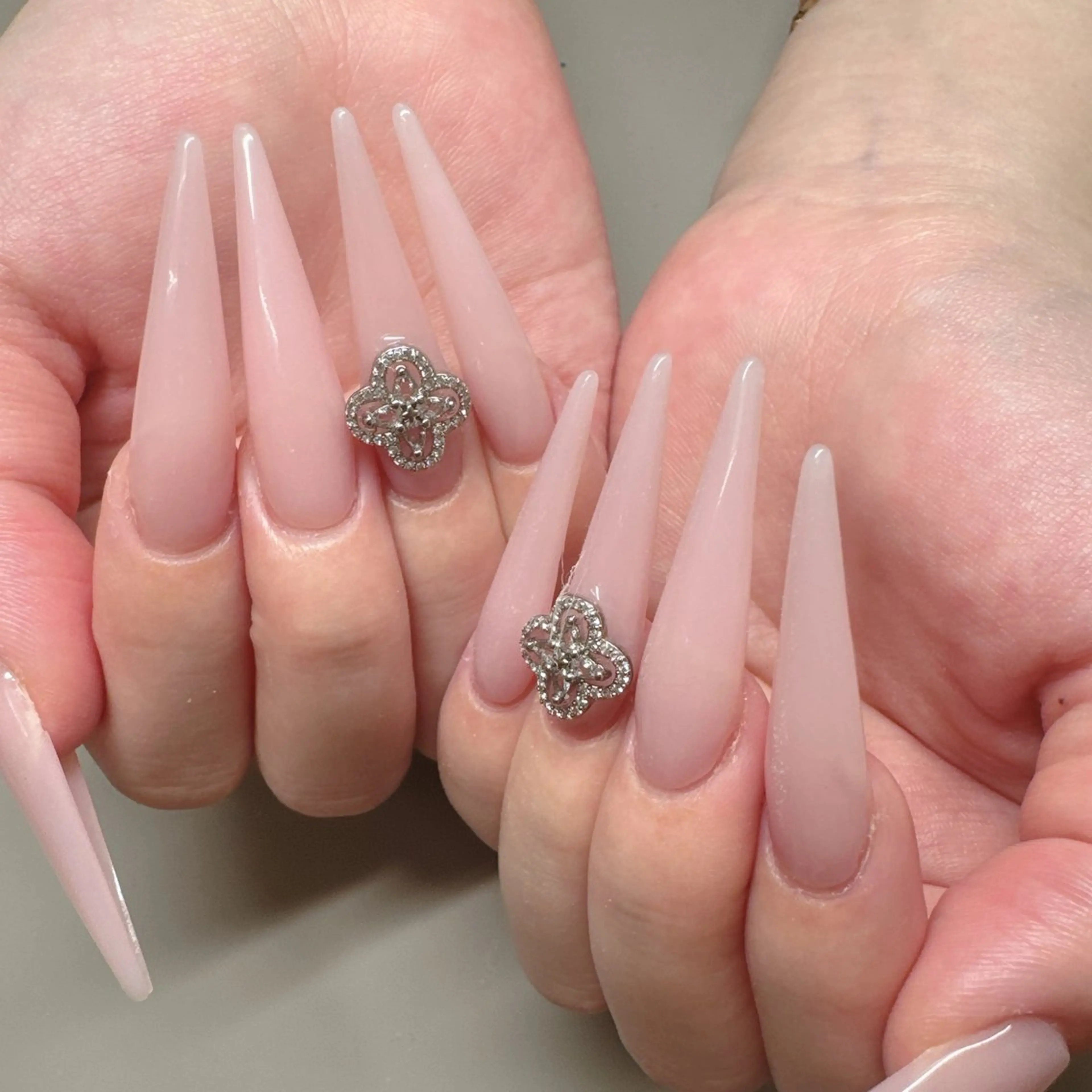 ネイル ハンドネイル NailSalonMooN所属・Nail Salon MooNのネイルデザイン