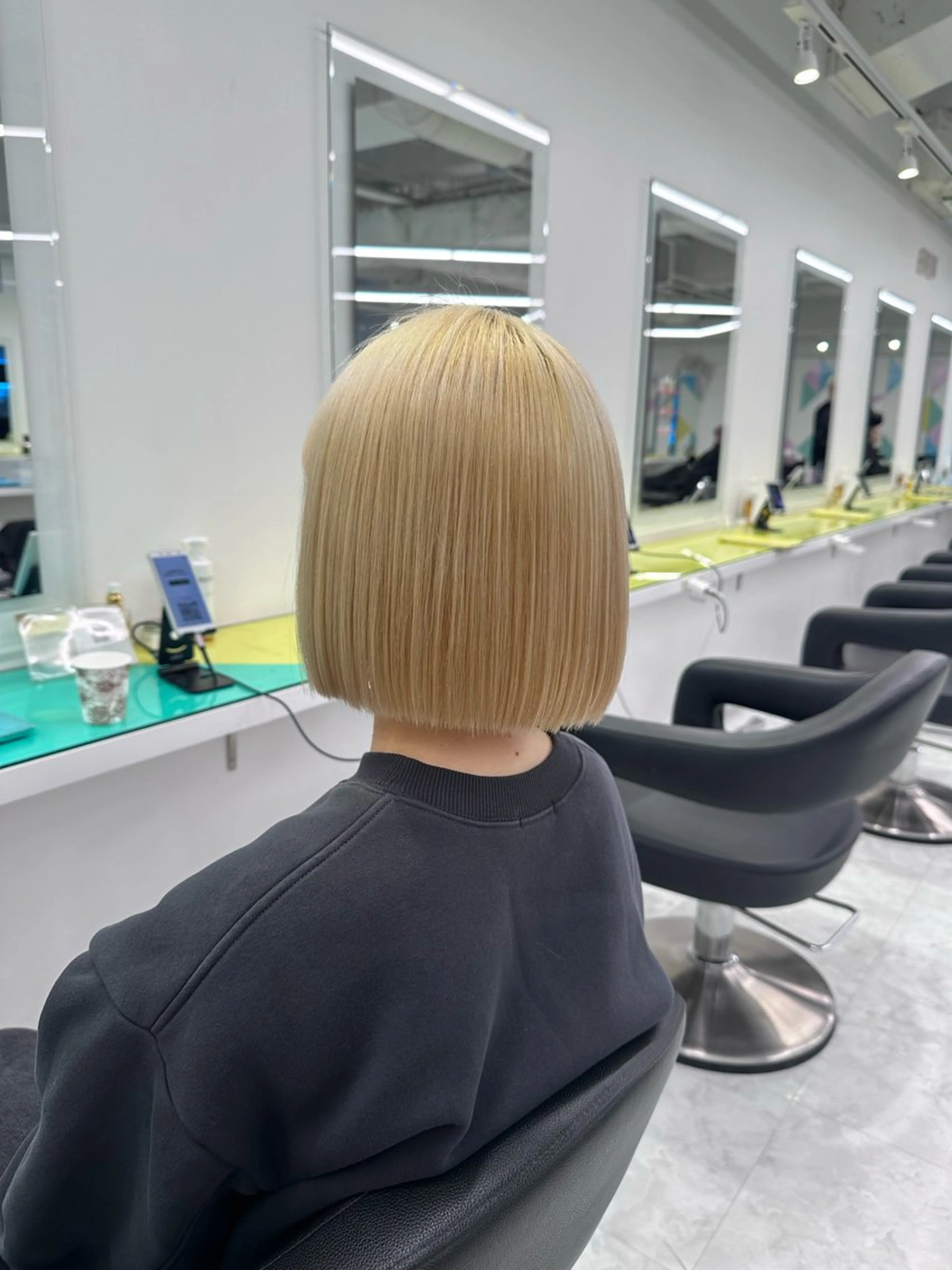 セミロング カラー ブリーチ 抜きっぱなしブロンド ブロンド ♡ダブルカラー特化♡ miyuのヘアスタイル