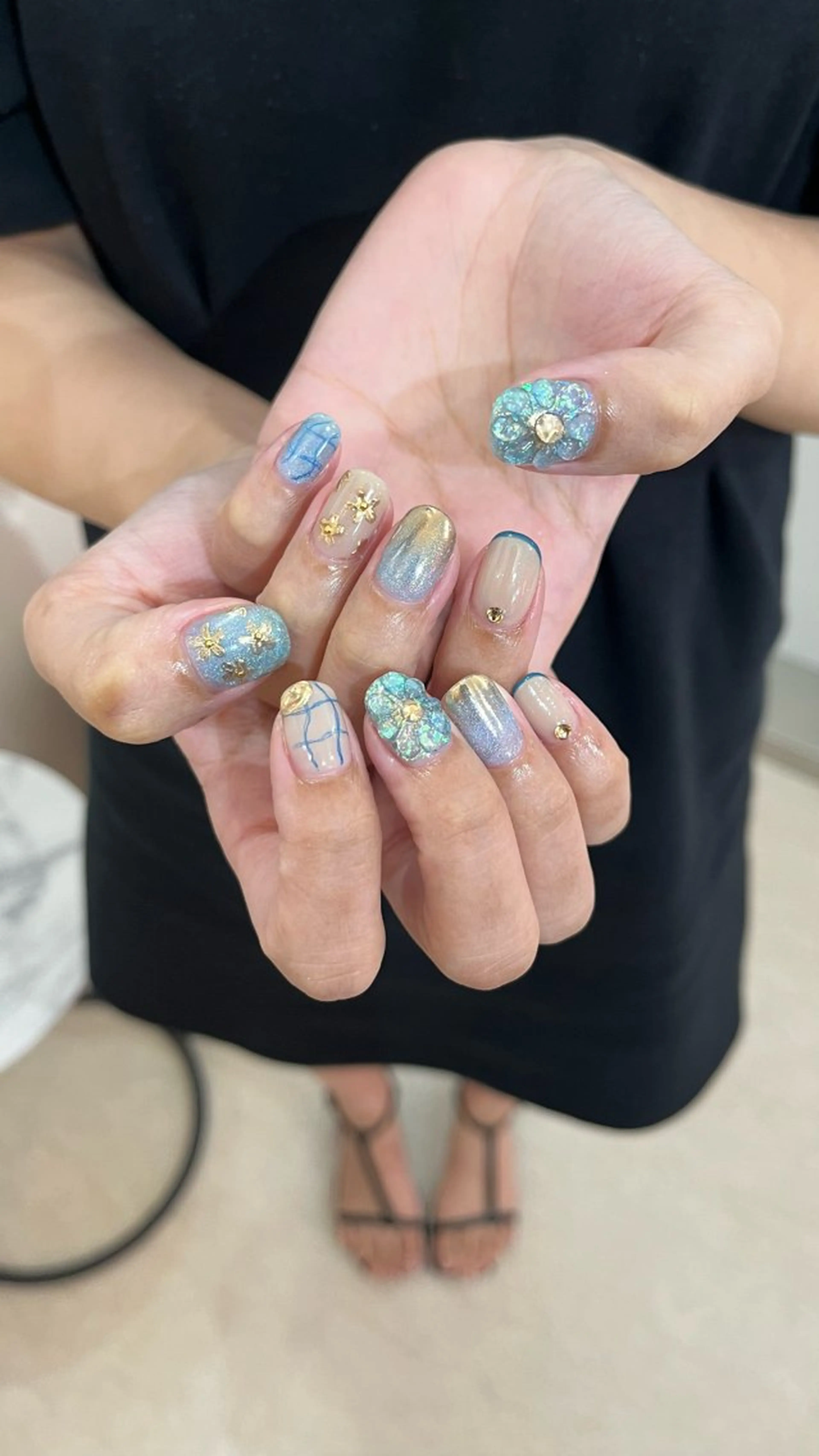 ネイル 氷ネイル・うるうるネイル キラキラネイル CLALA Makoのネイルデザイン