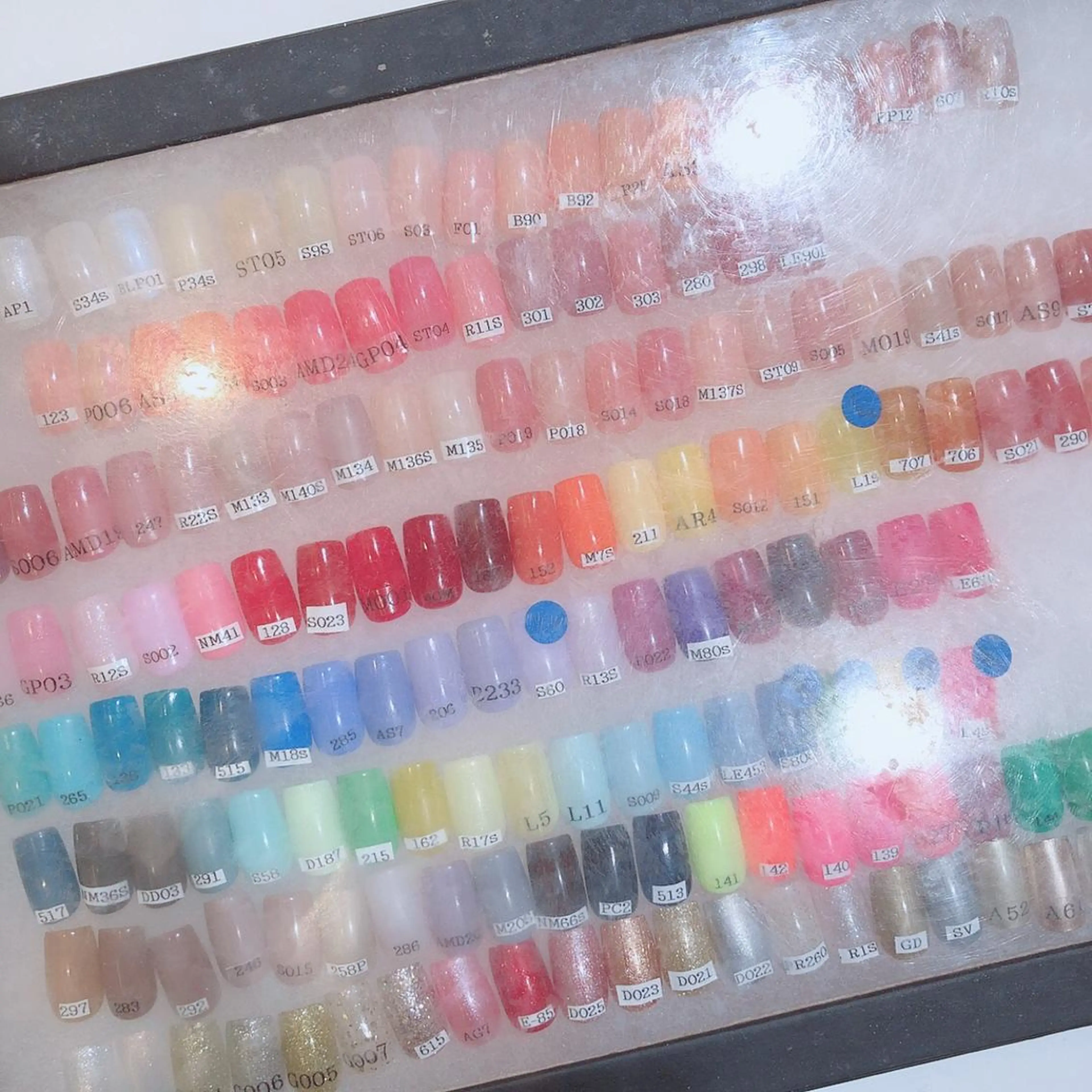 ネイル classic 新横浜所属・山田 暉のネイルデザイン