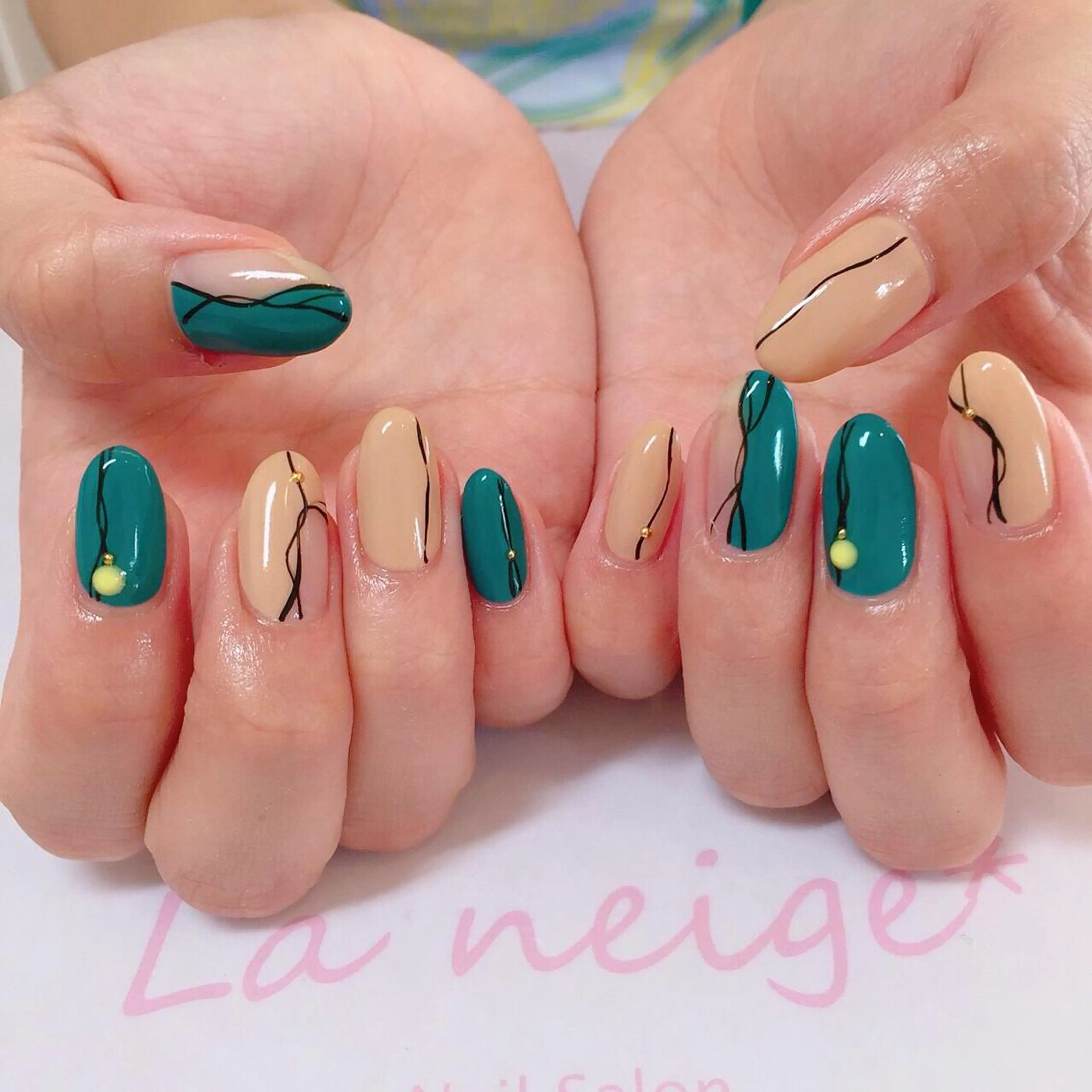 ネイル La neige* yuki 🐩🌙のネイルデザイン