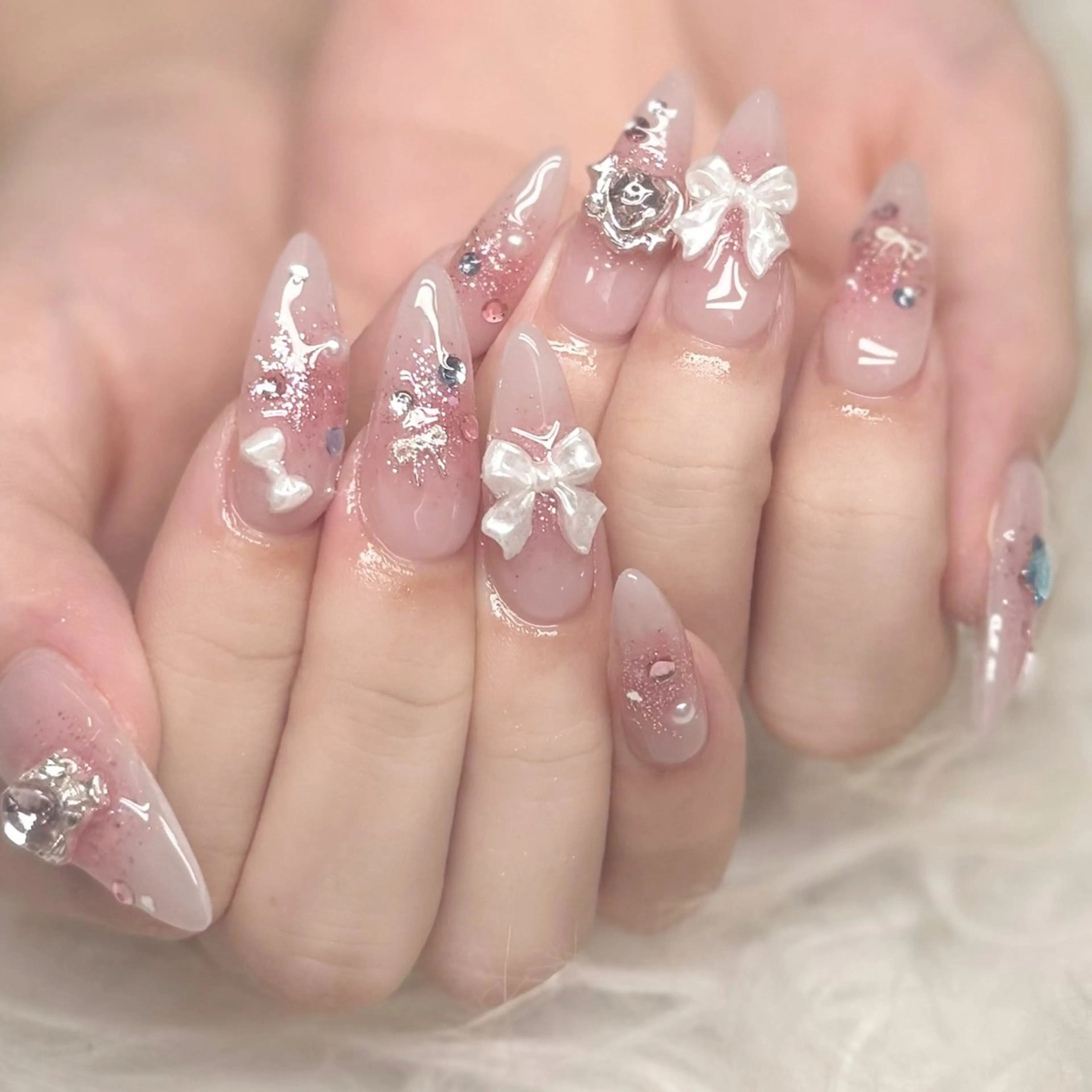 ネイル ハンドネイル 🍁nail. kaede🍁のネイルデザイン
