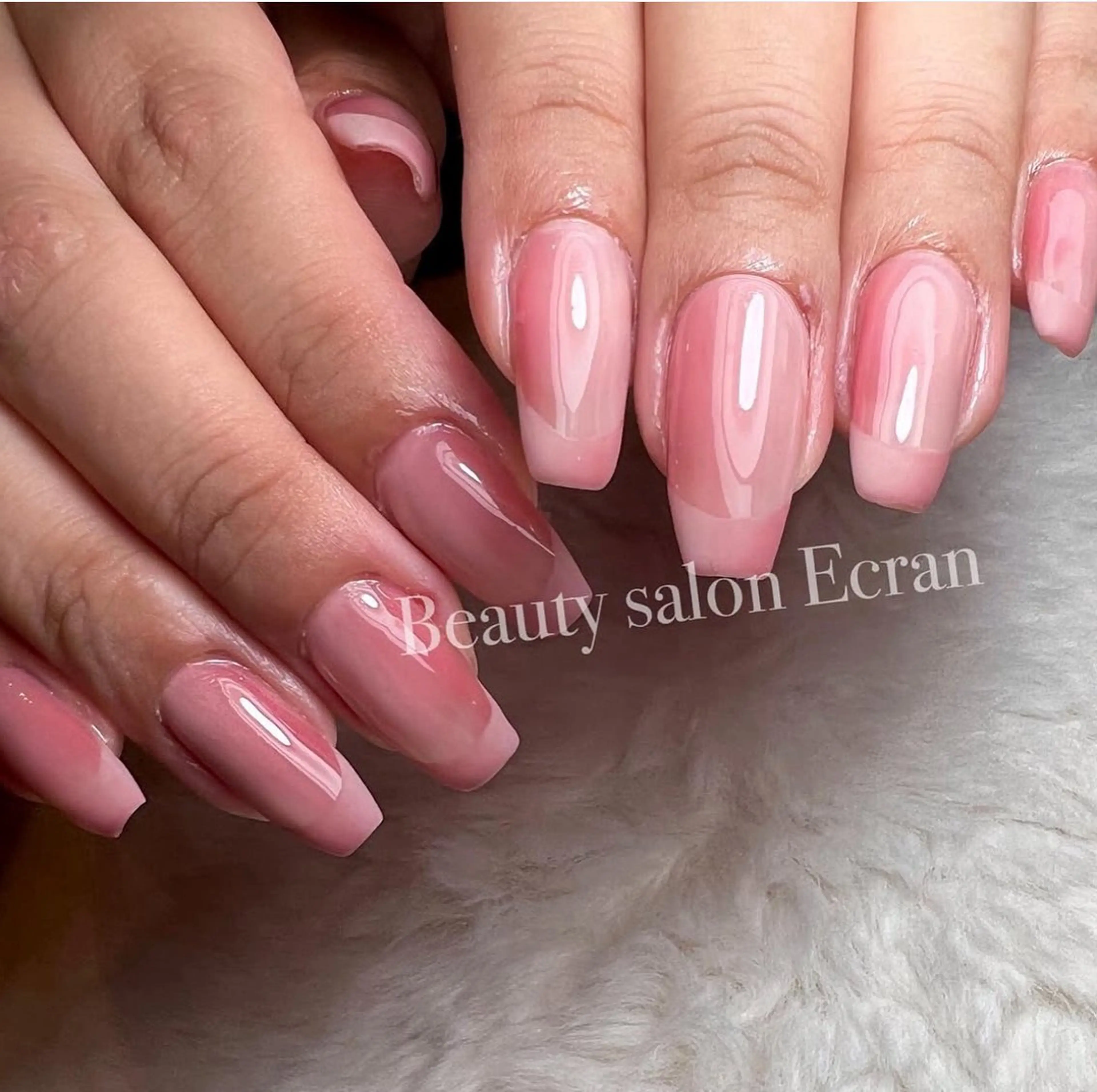 ネイル えくにゃん所属・AMAGASAKI LISAのネイルデザイン