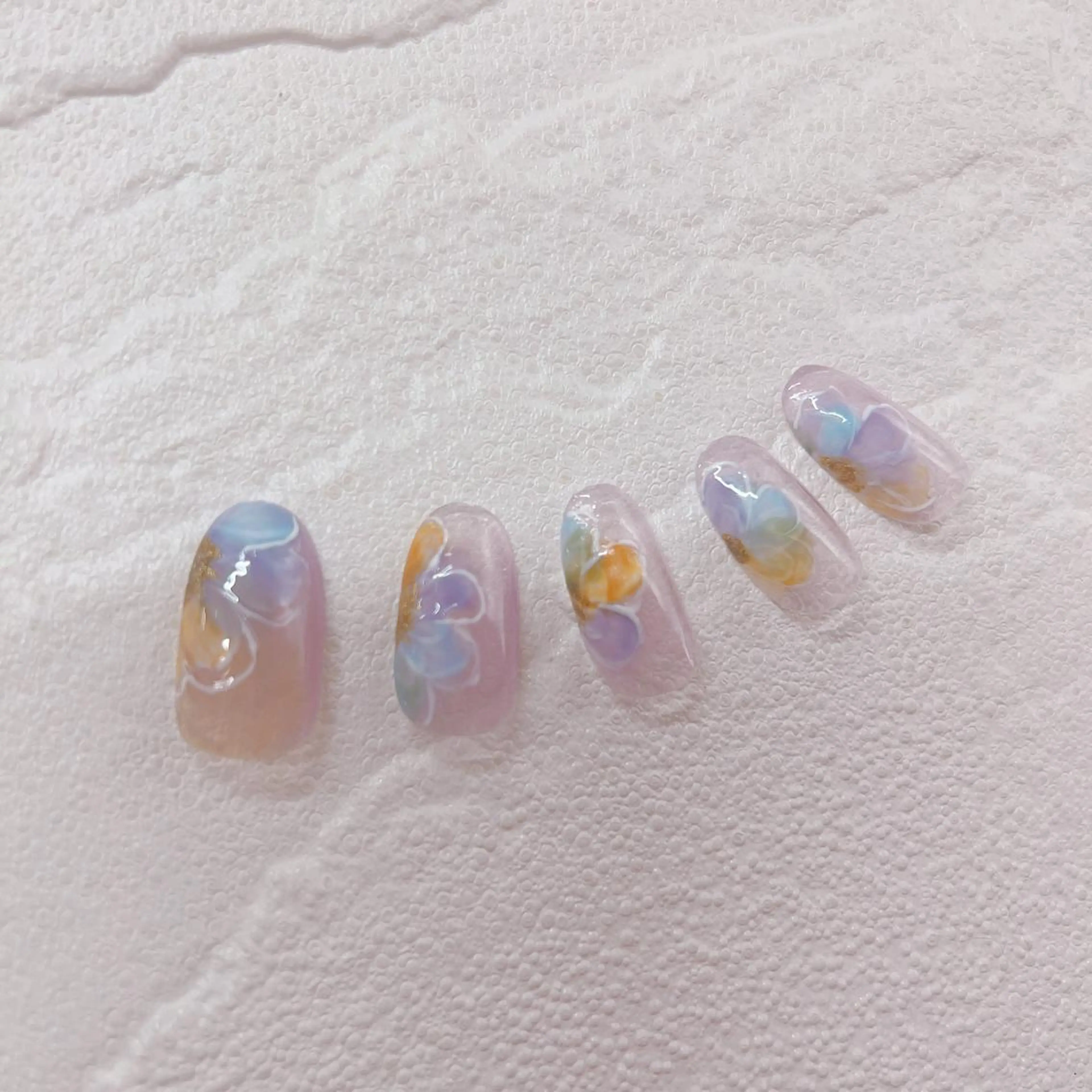 ネイル Emi lyのネイルデザイン