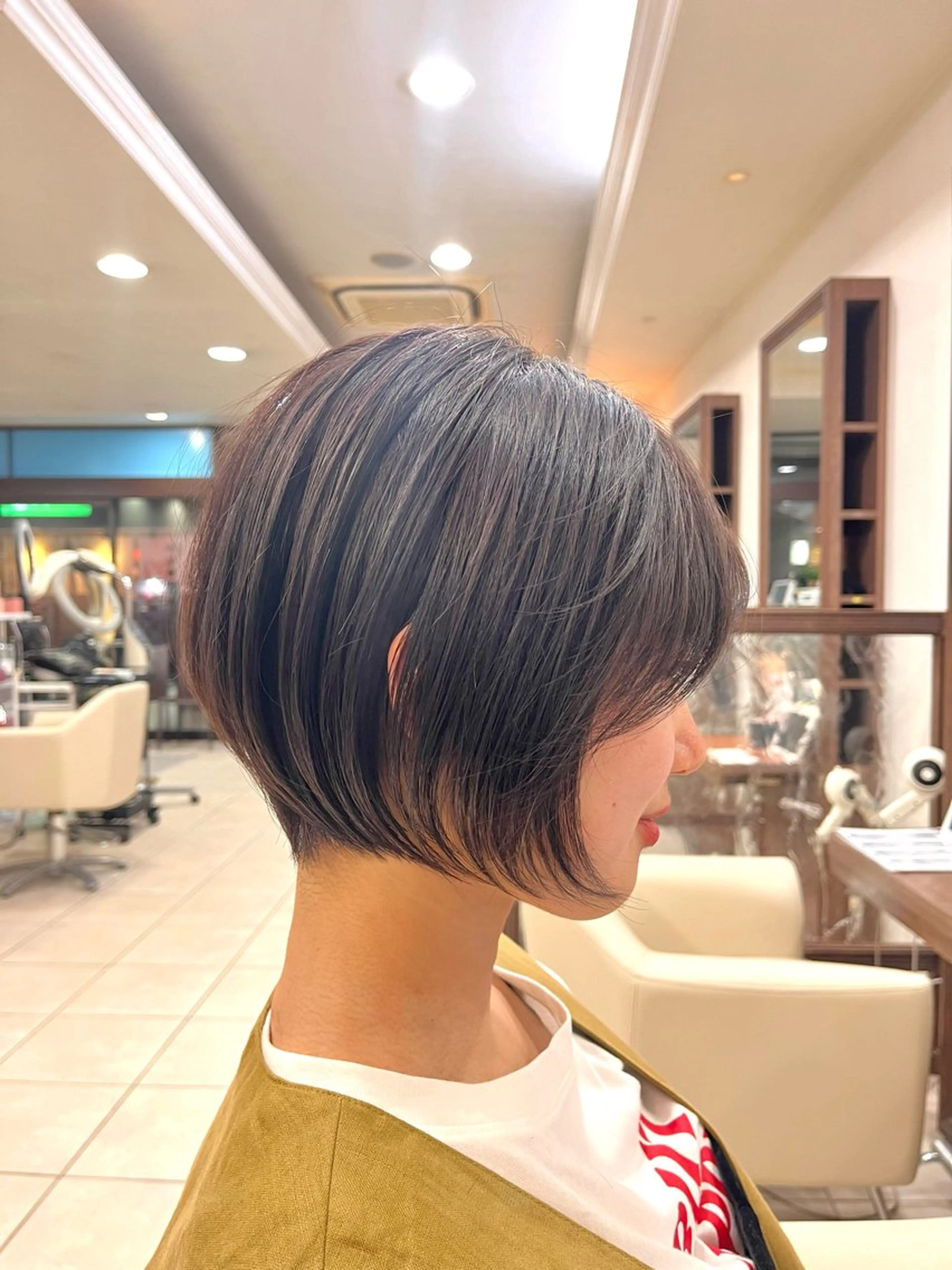 ショート カット トリートメント ✨髪質改善・縮毛矯正 専門美容室マーベルのヘアスタイル