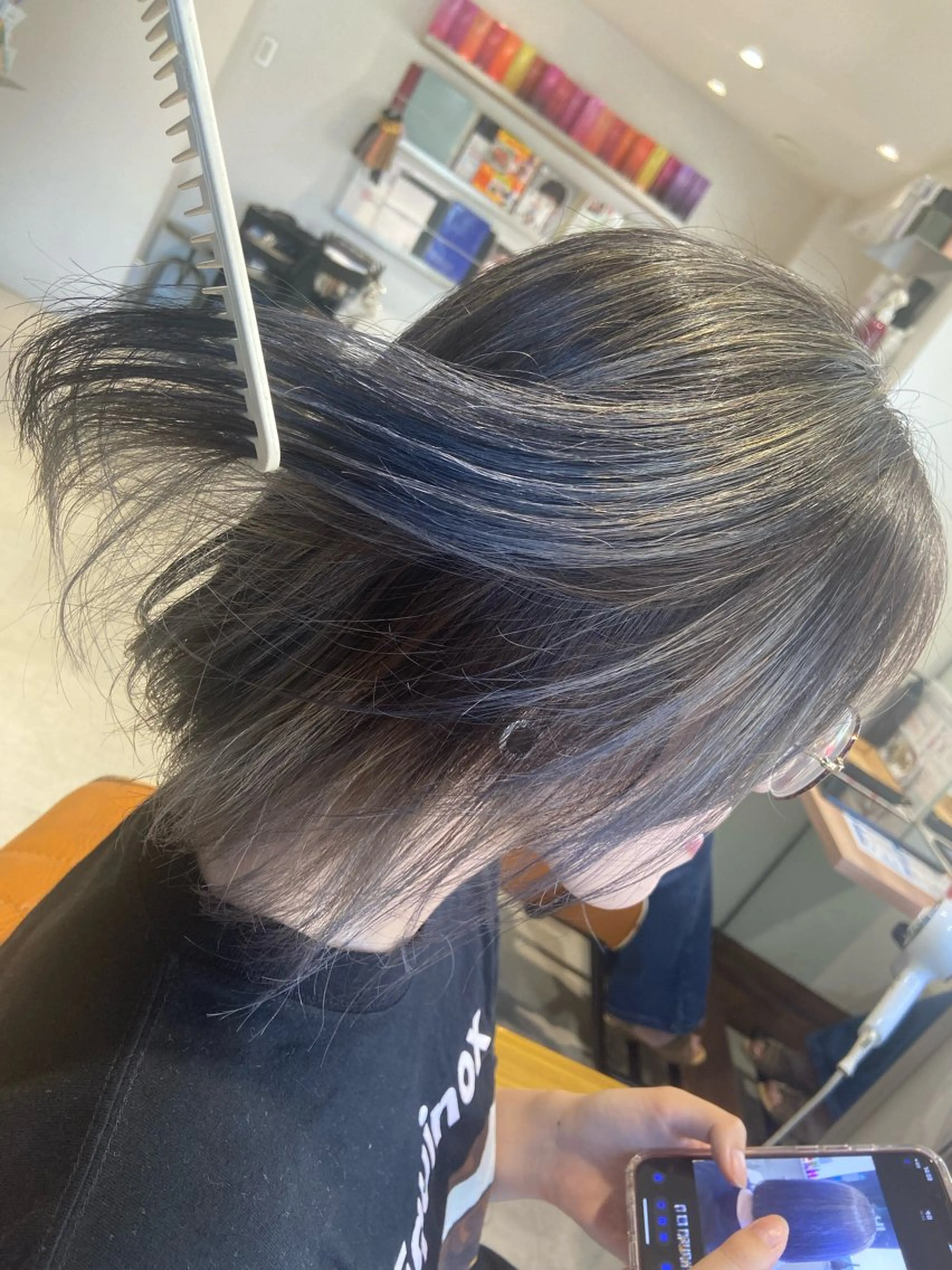 ミディアム ハイライト レイヤーカット @.t所属・代表 しみず としやのヘアスタイル