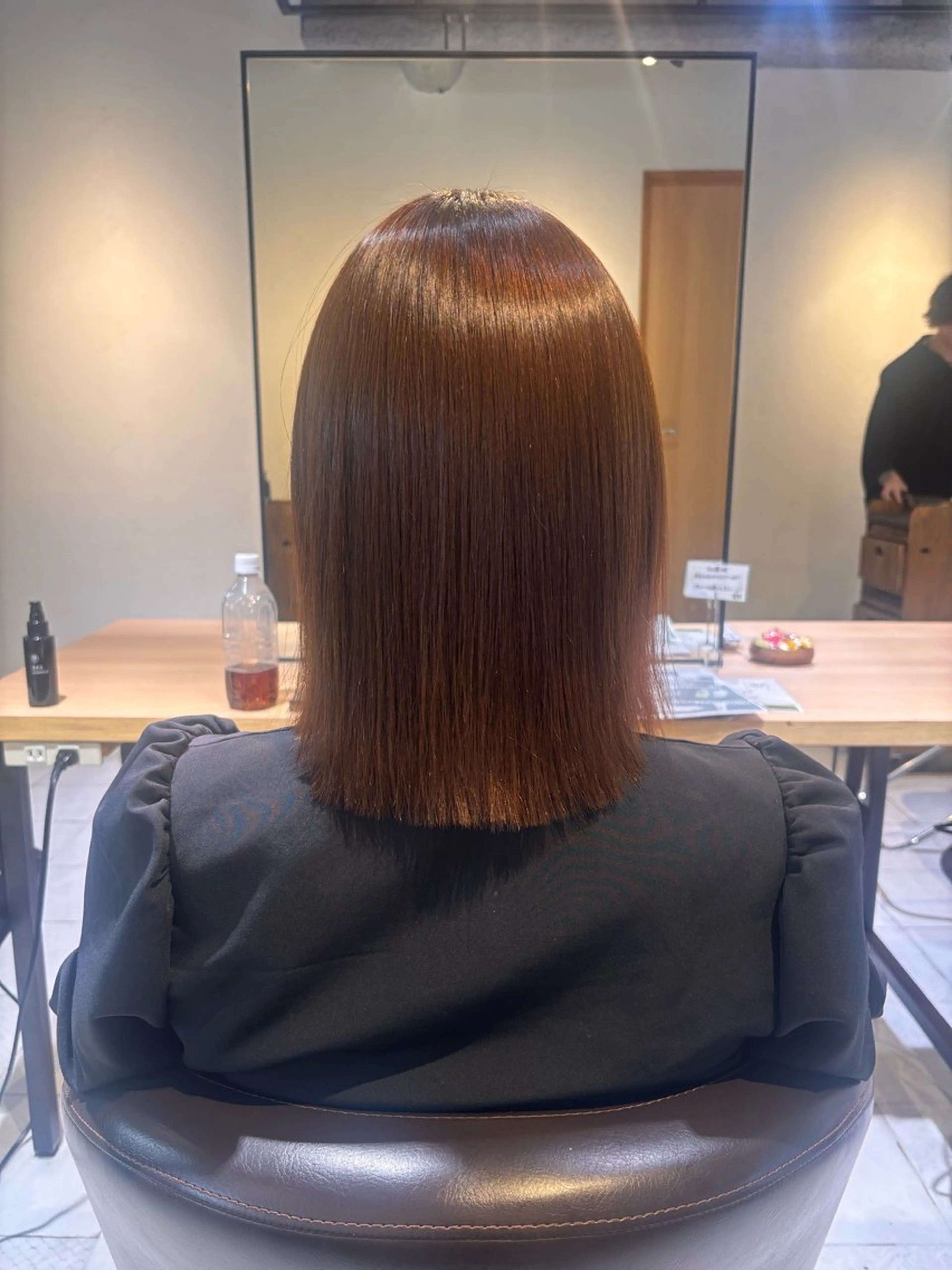 ミディアム 髪質改善 カット 縮毛矯正 トリートメント 尾形 百花のヘアスタイル
