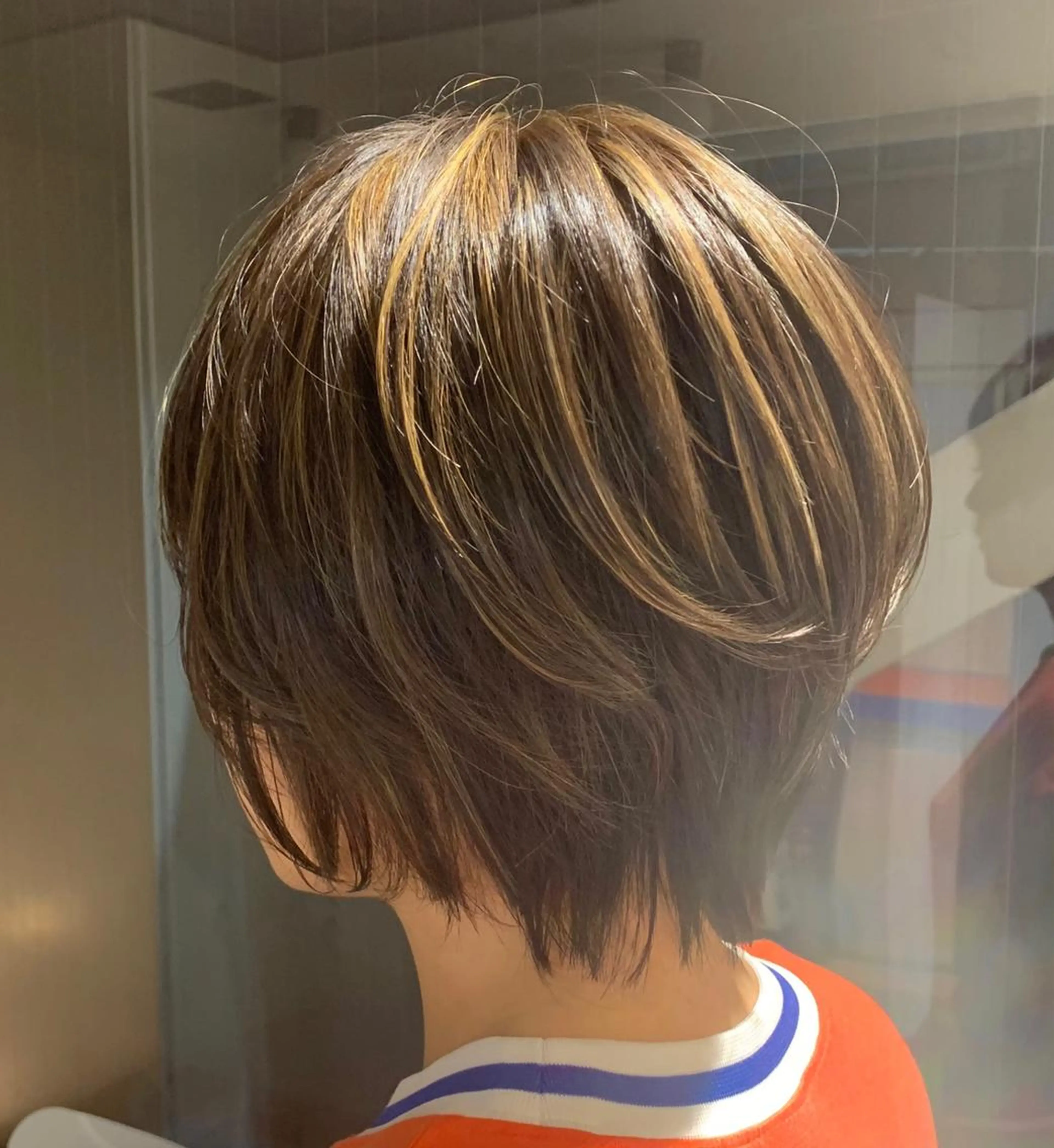 ショート ハイライト 鈴木 梓のヘアスタイル
