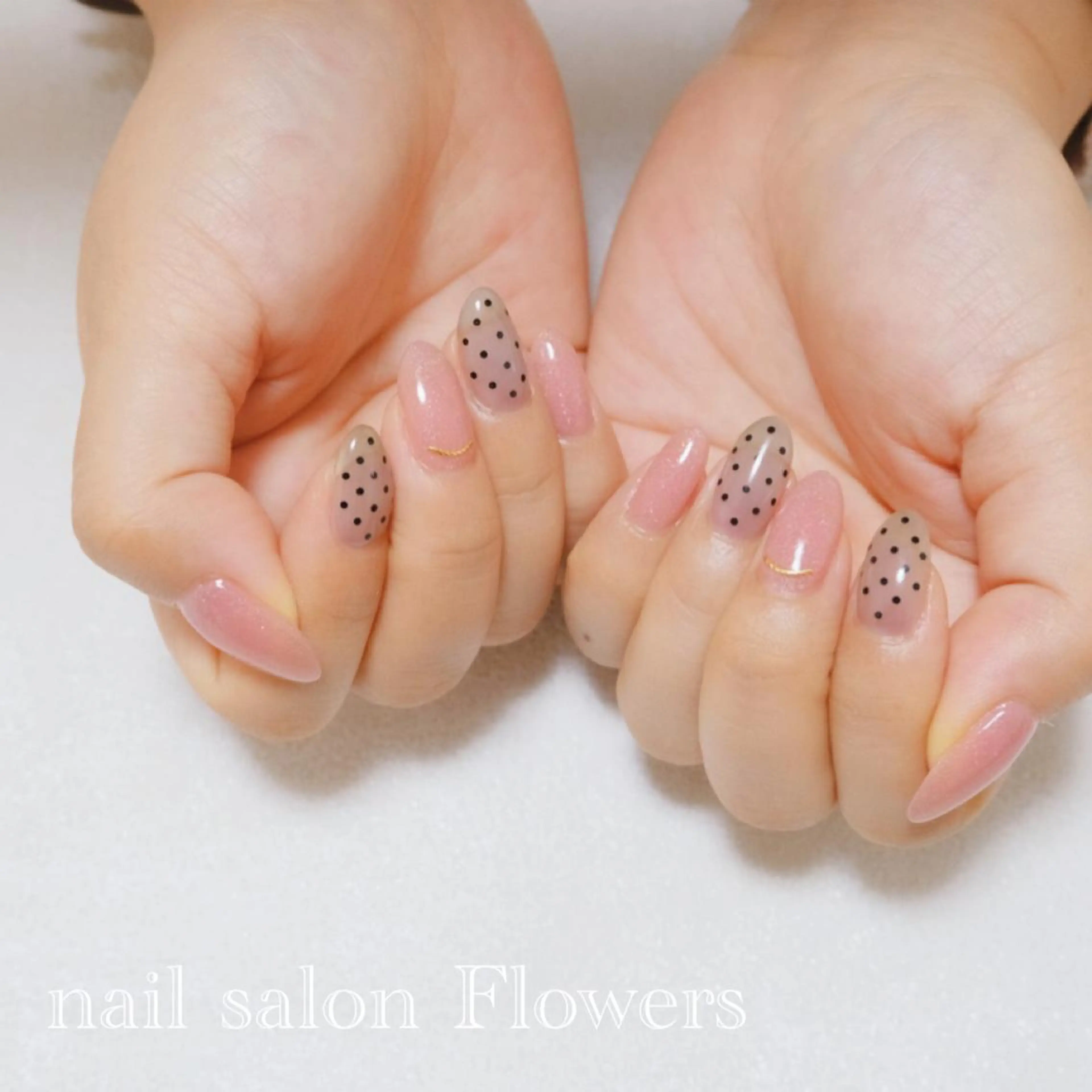 ネイル Flowers Tomomiのネイルデザイン