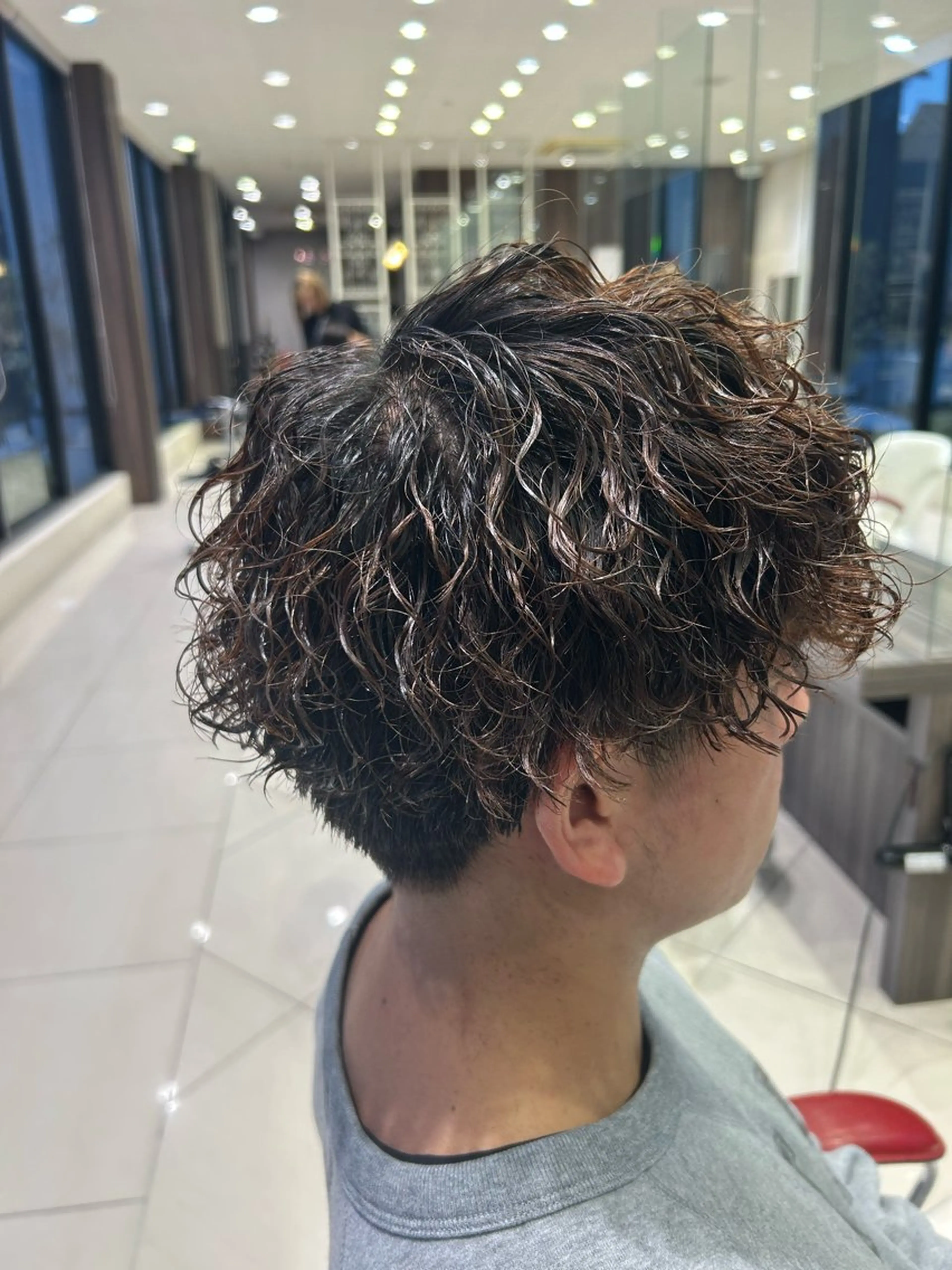 ショート パーマ メンズ メンズ専門 米山諒✂️のヘアスタイル