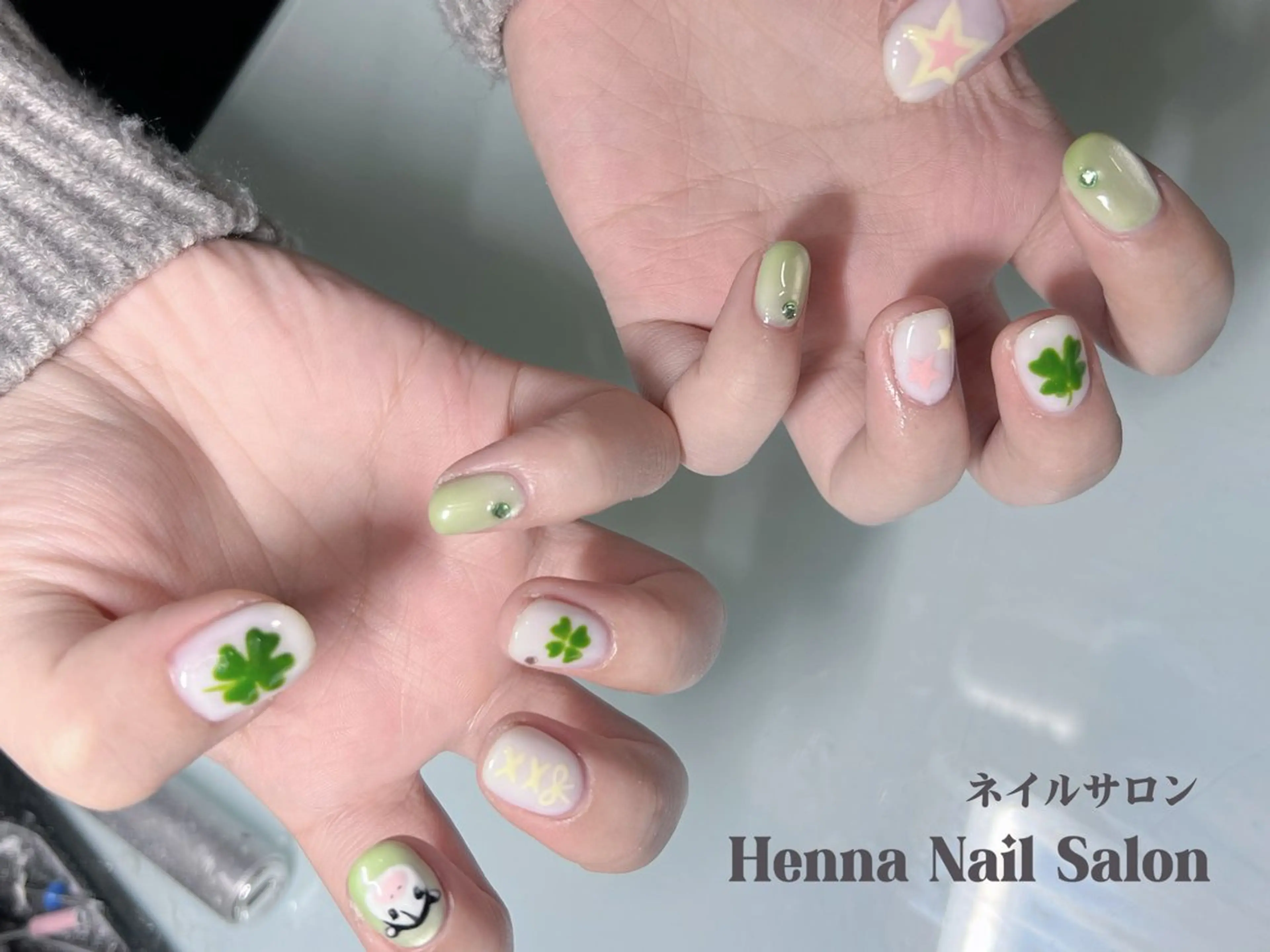 ネイル Henna nailのネイルデザイン