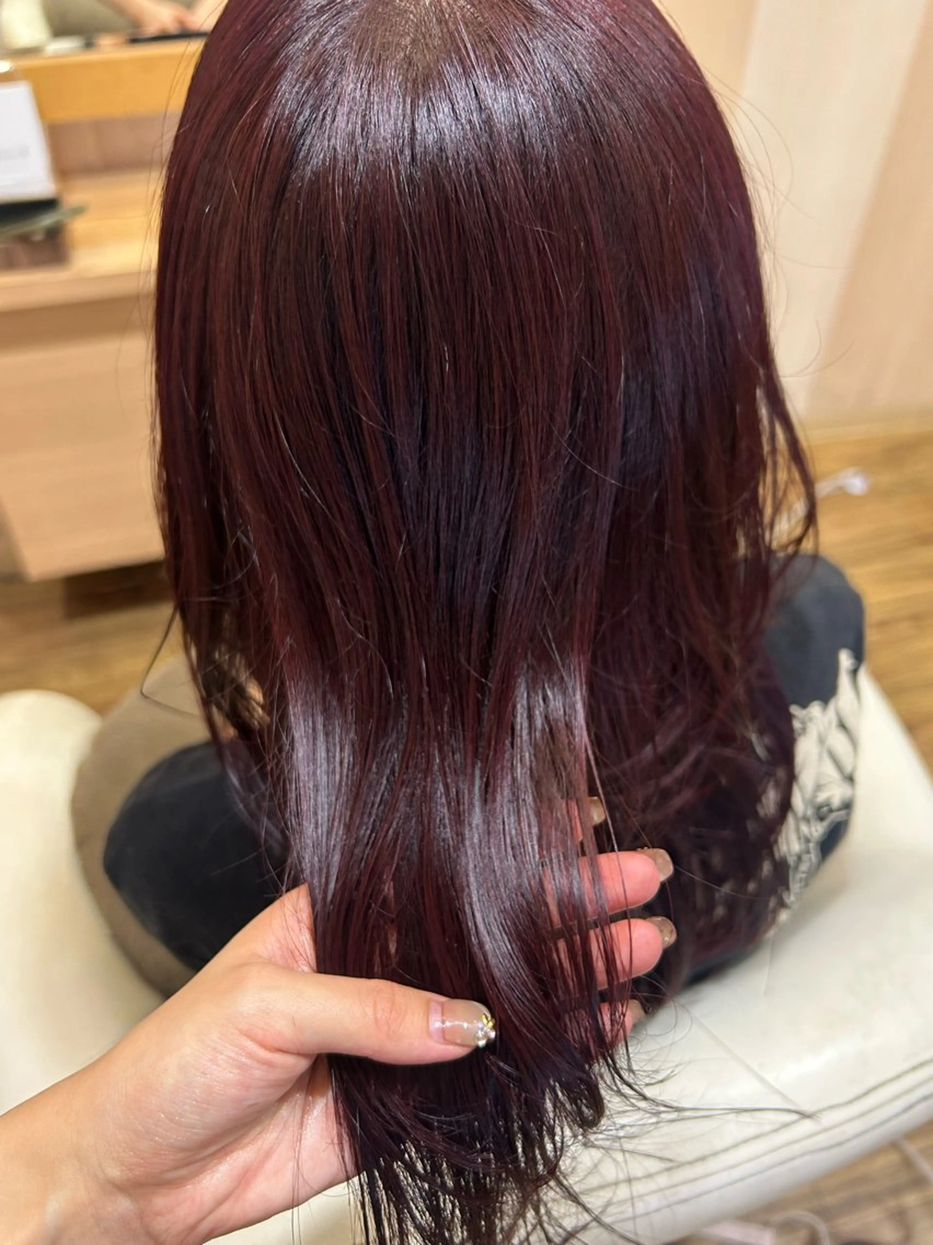 ミディアム カラー ブリーチ ブラウンカラー ブリーチなしカラー レッドカラー レッドブラウン 前田 亜由美のヘアスタイル