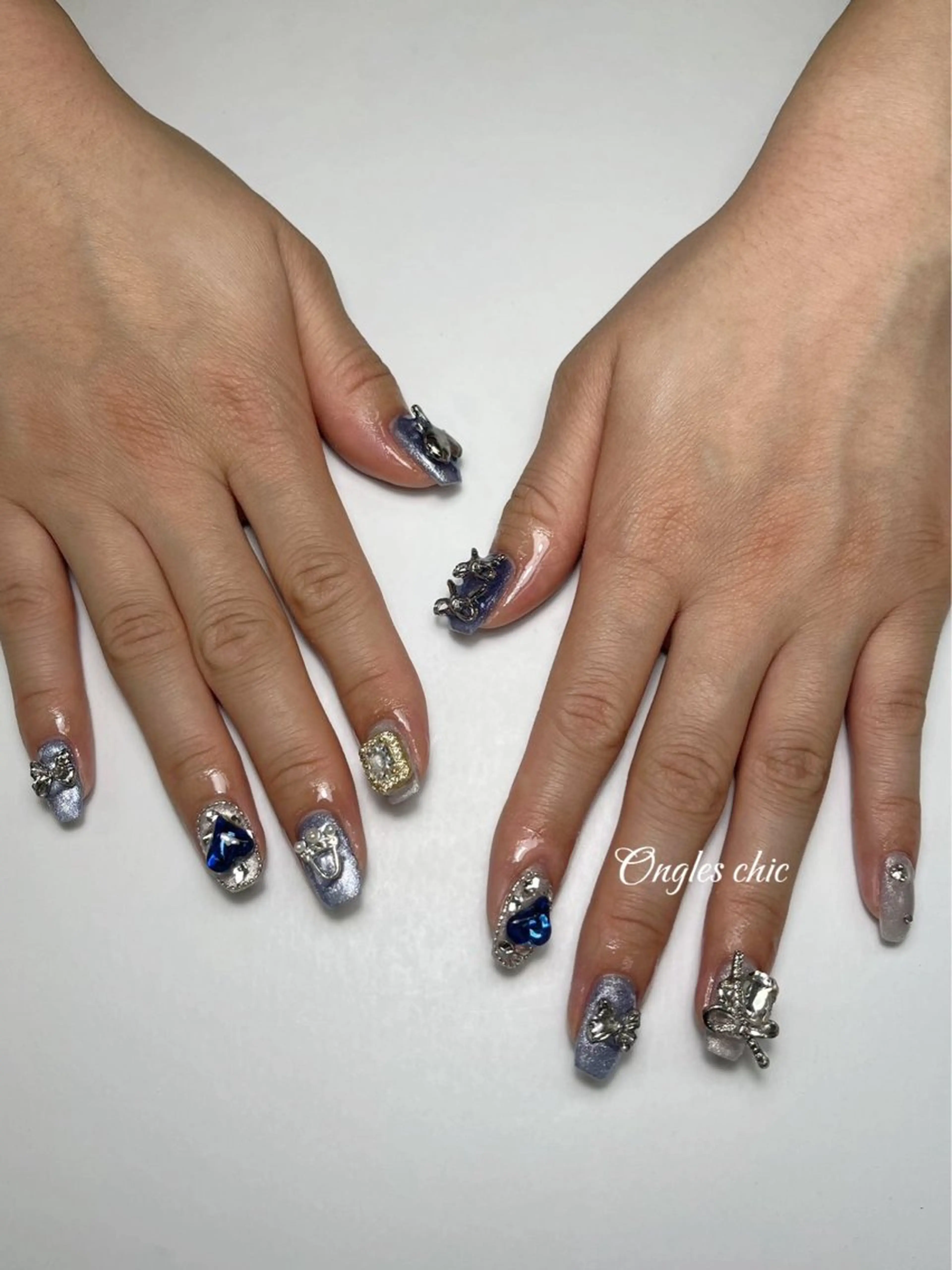 ネイル ハンドネイル ongles chicのネイルデザイン