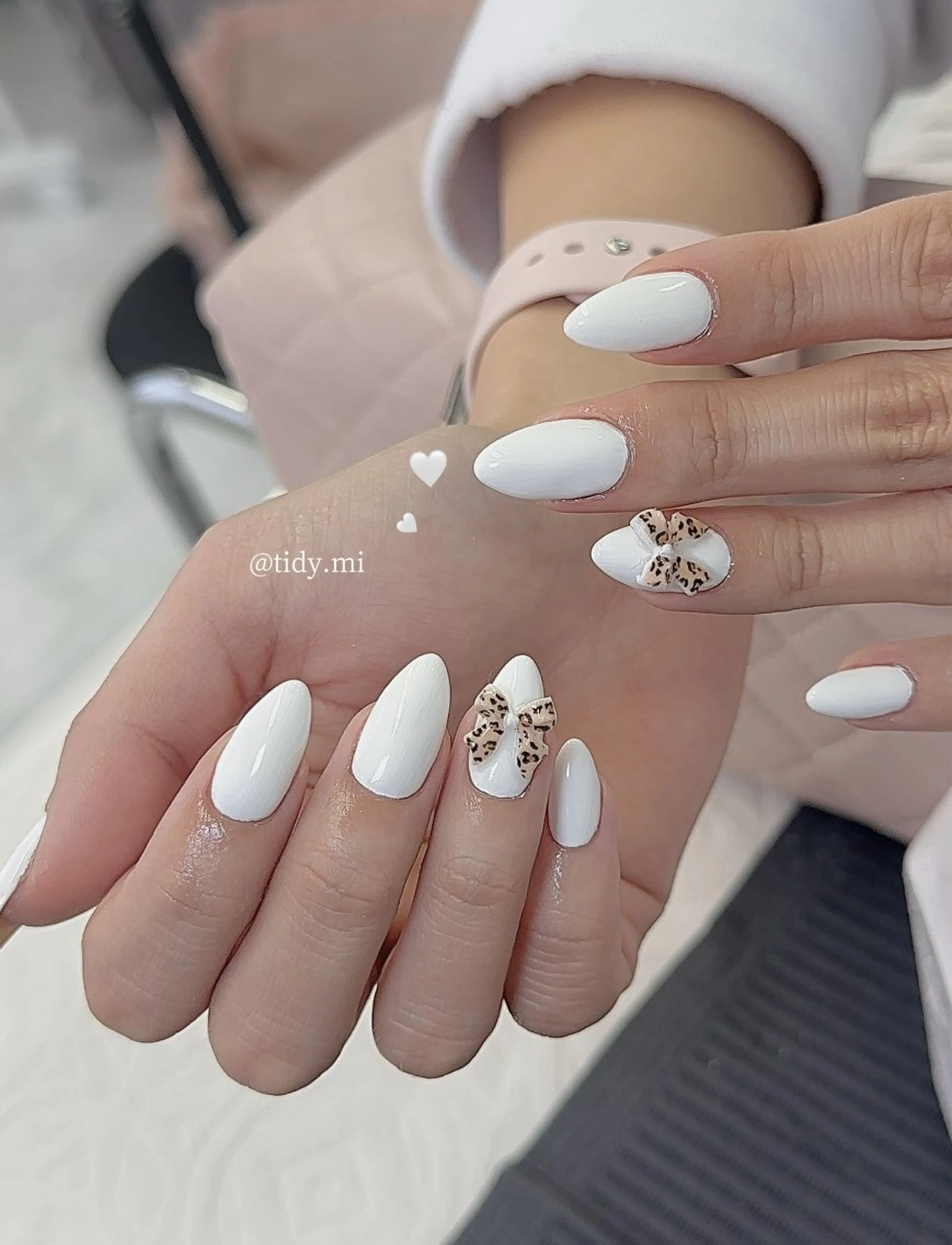 ネイル フットネイル ジェルネイル キラキラネイル 韓国ネイル マグネットネイル ハンドネイル TIDY .のネイルデザイン