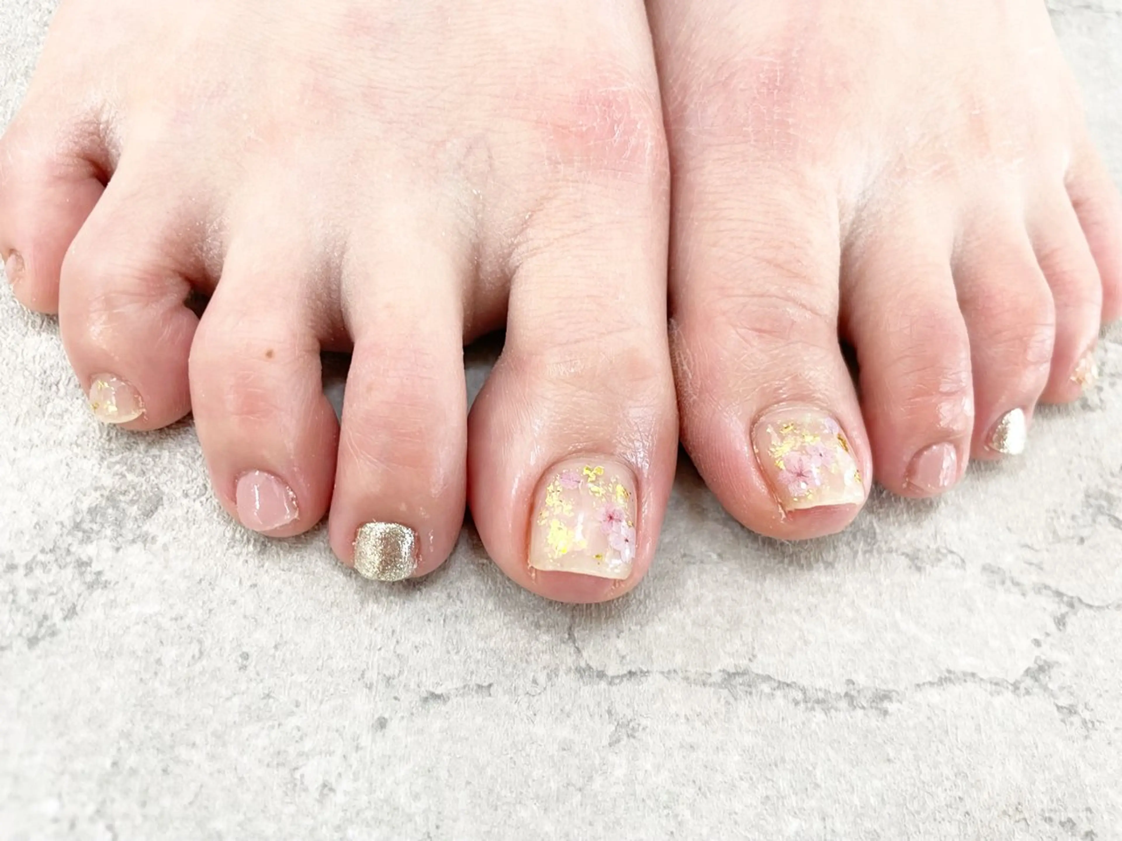 フット*オフあり*親指アートの写真