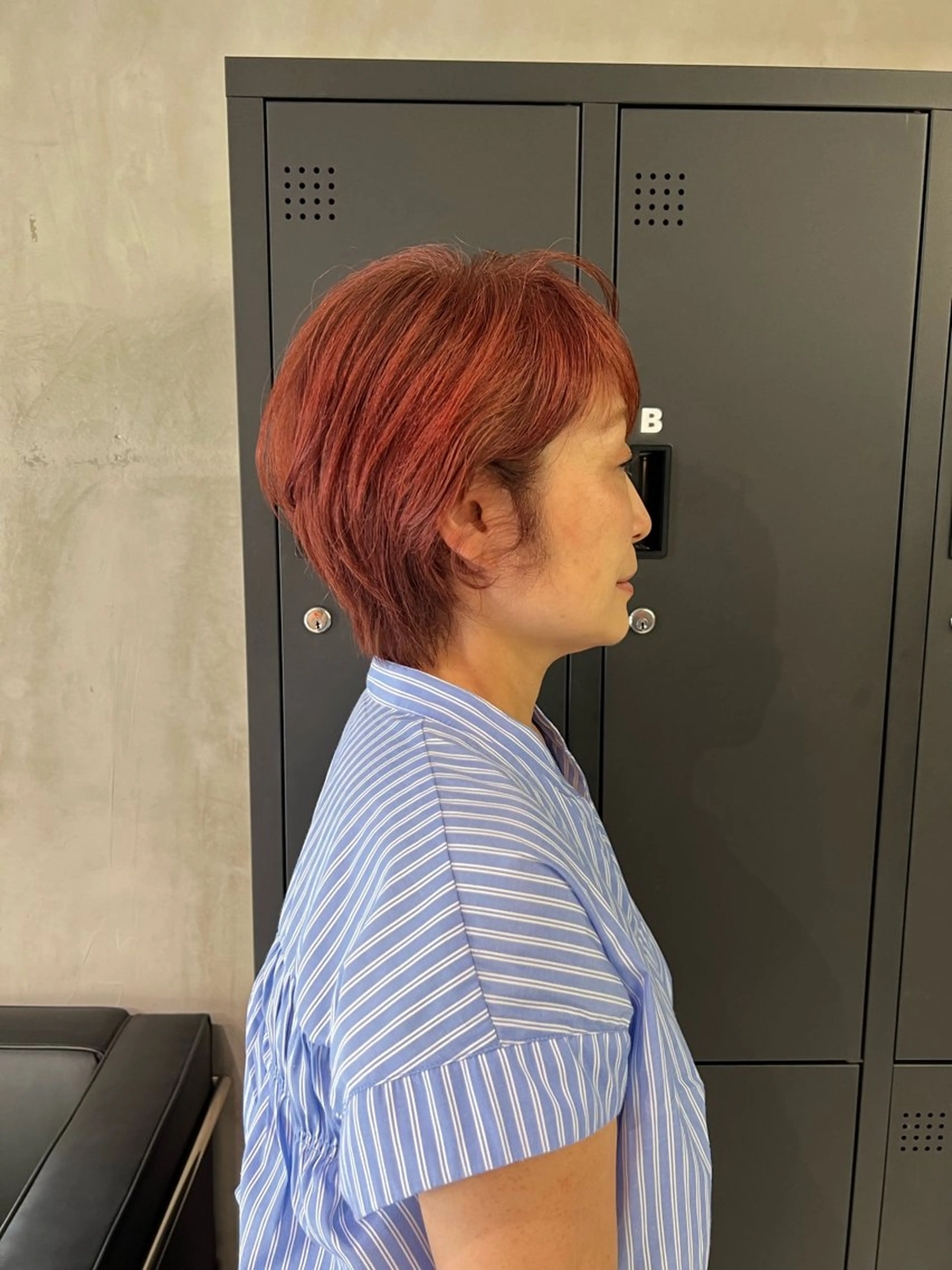 ショート ハイライト ヘアカラー トリートメント ハイライト/白髪ぼか し/臼田さりな🌹のヘアスタイル