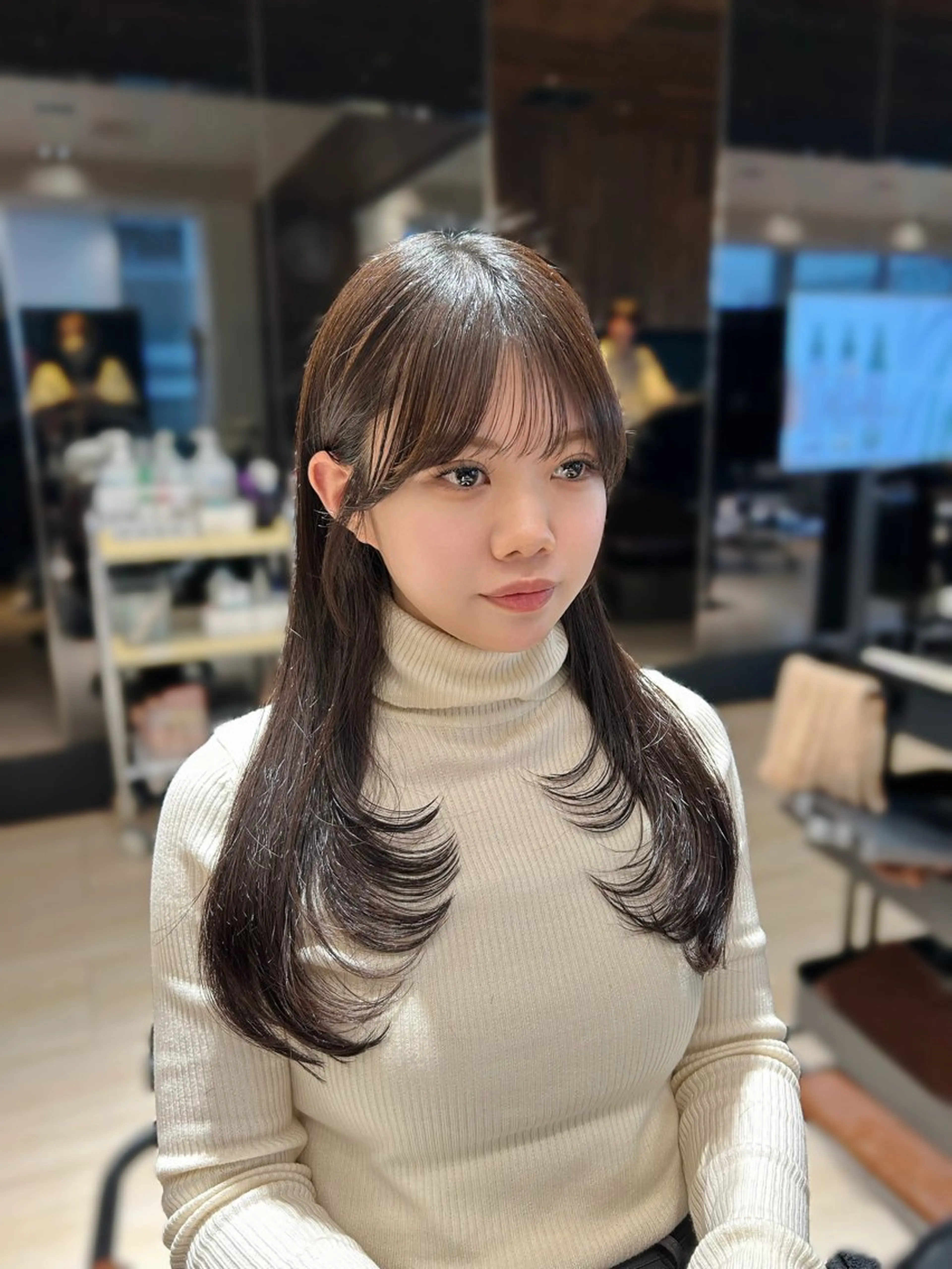 ロング カット ヘアカラー トリートメント 🎀大竹美侑／顔まわ りカット／レイヤーのヘアスタイル