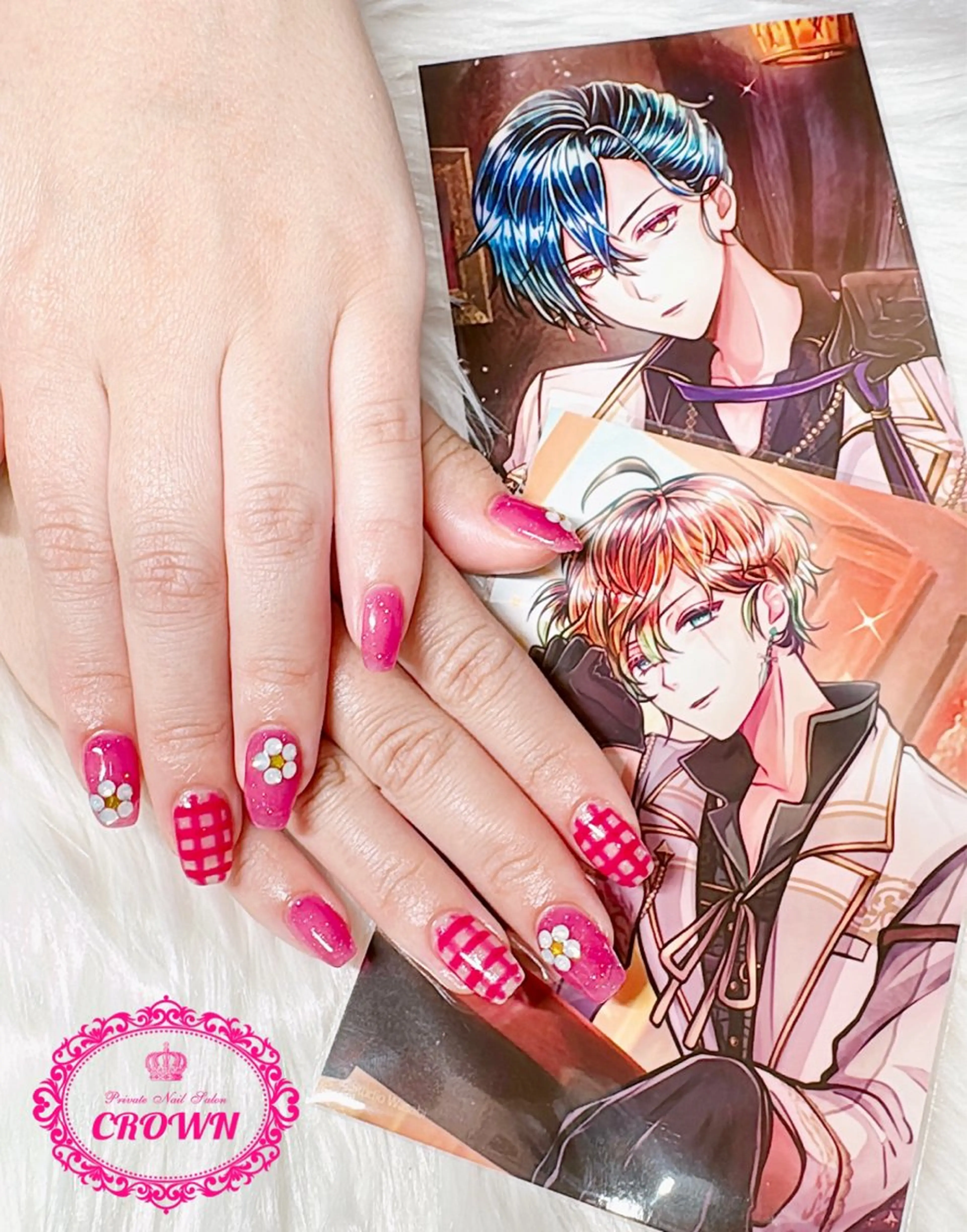 ネイル CROWN プライベートサロンのネイルデザイン