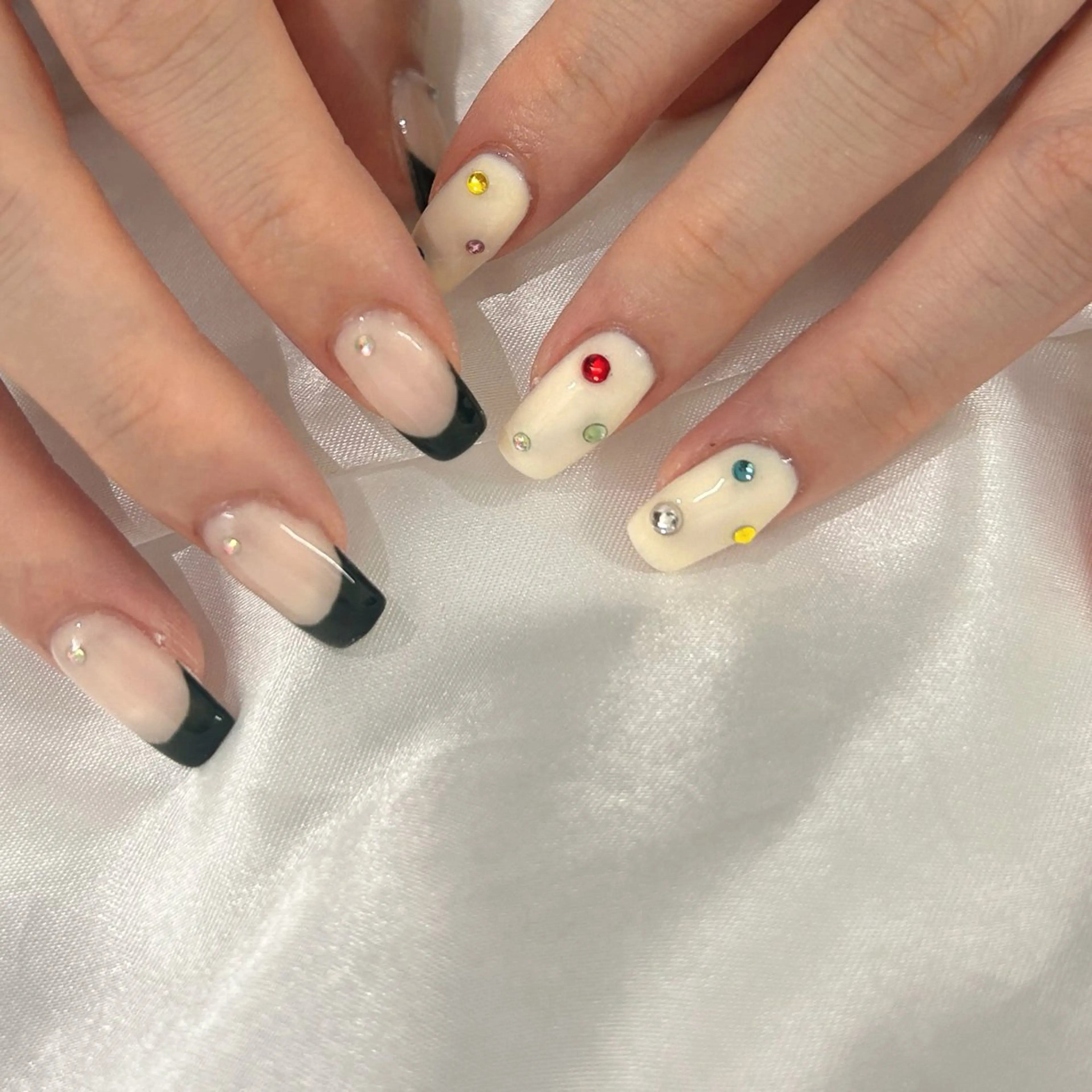 ネイル MODA MANAMIᵕ̈のネイルデザイン