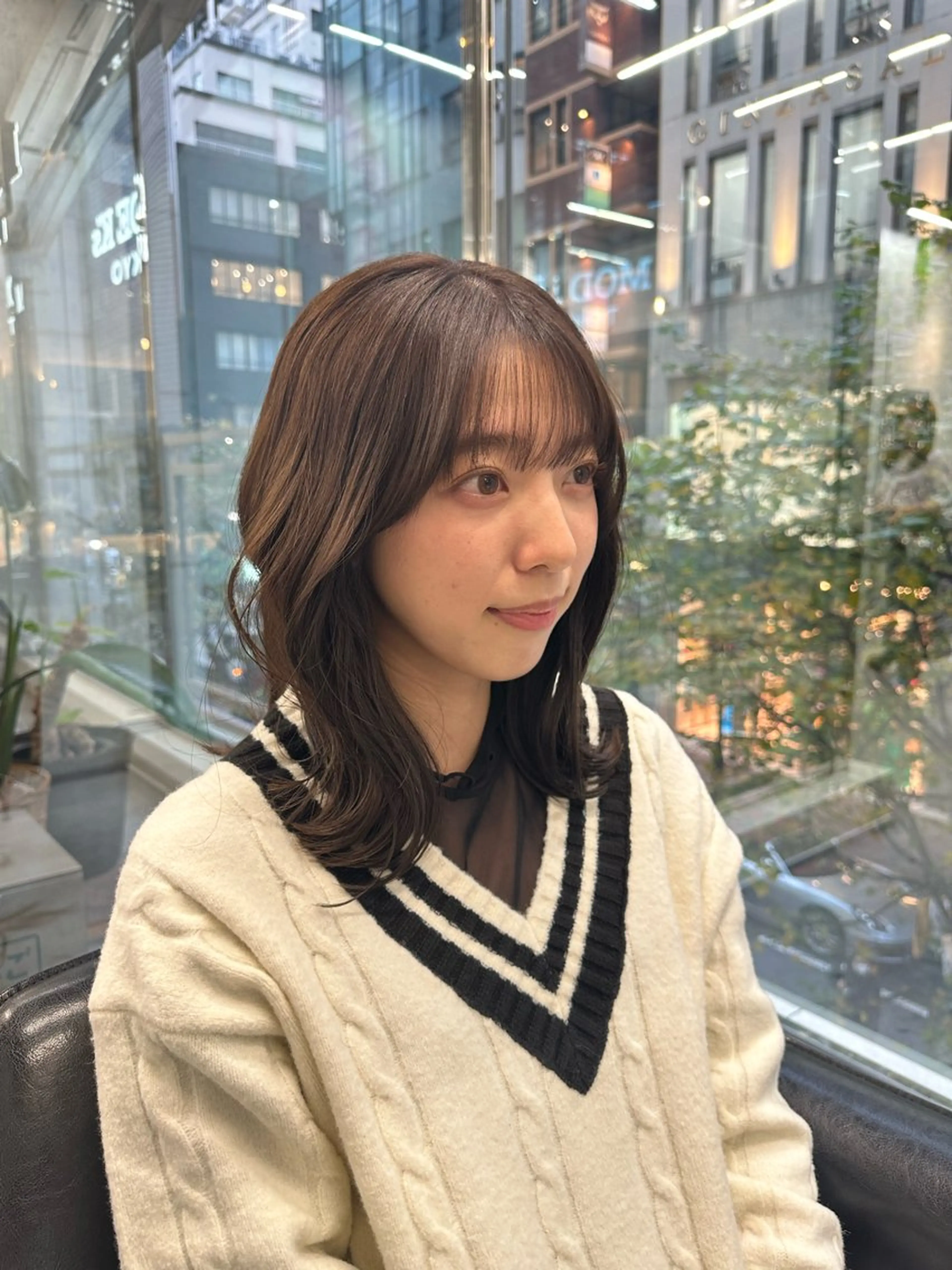 セミロング カラー Misora/ボブ/ レイヤー/艶カラーのヘアスタイル