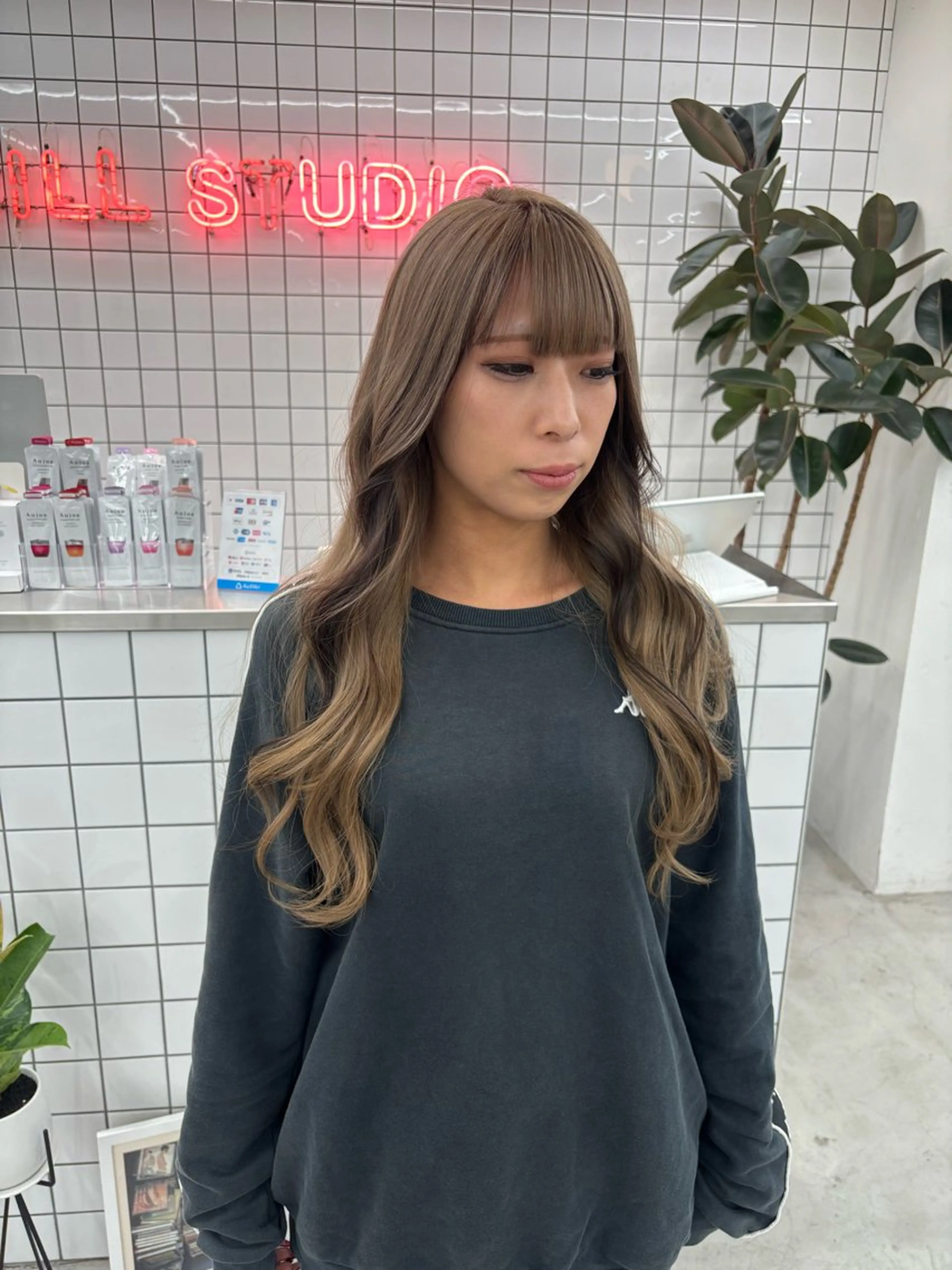 ロング カラー デザインカラー インナーカラー ヘアカラー 夕羽夢🍓矢場/ 透明感カラーのヘアスタイル