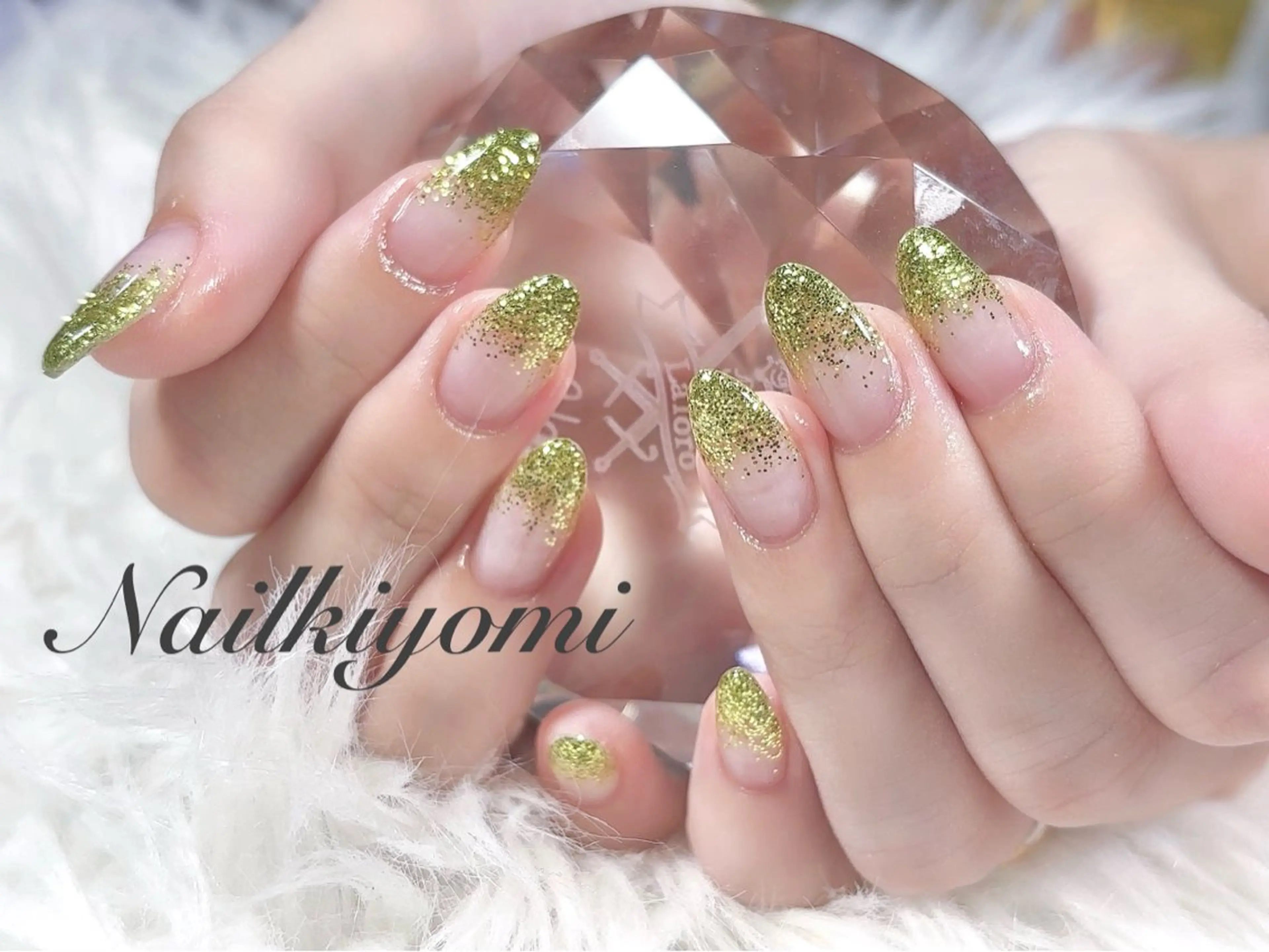 ネイル グリーン ラメ(グリッター) ラメグラデーション 🦋Kiyomi. 🦋のネイルデザイン