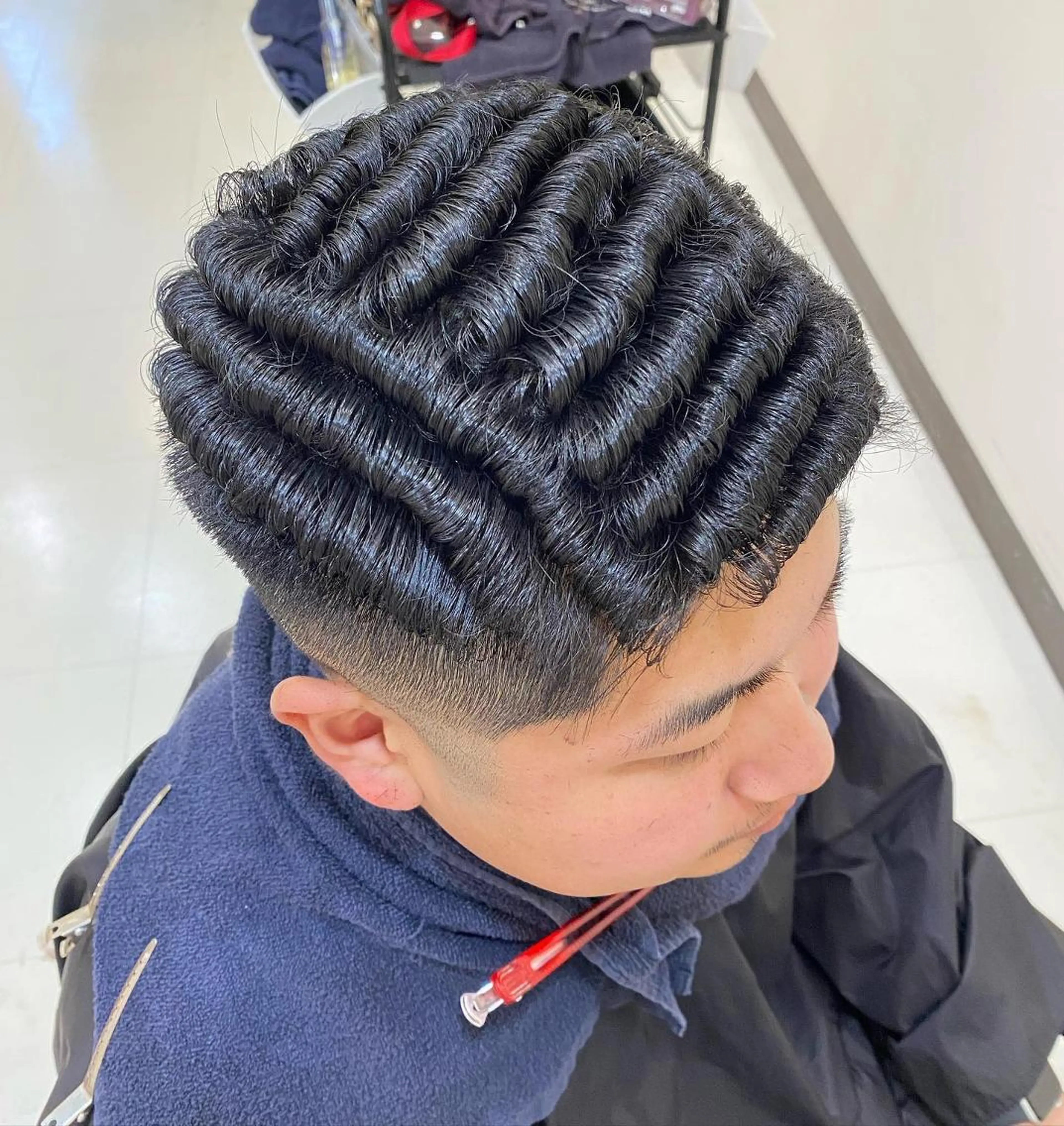 パーマ メンズ フェードカット メンズパーマ プードルパーマ メンズツイストパーマ ツイストスパイラルパーマ 年間2000名担当◎ パーマ職人/仲原佑樹のヘアスタイル