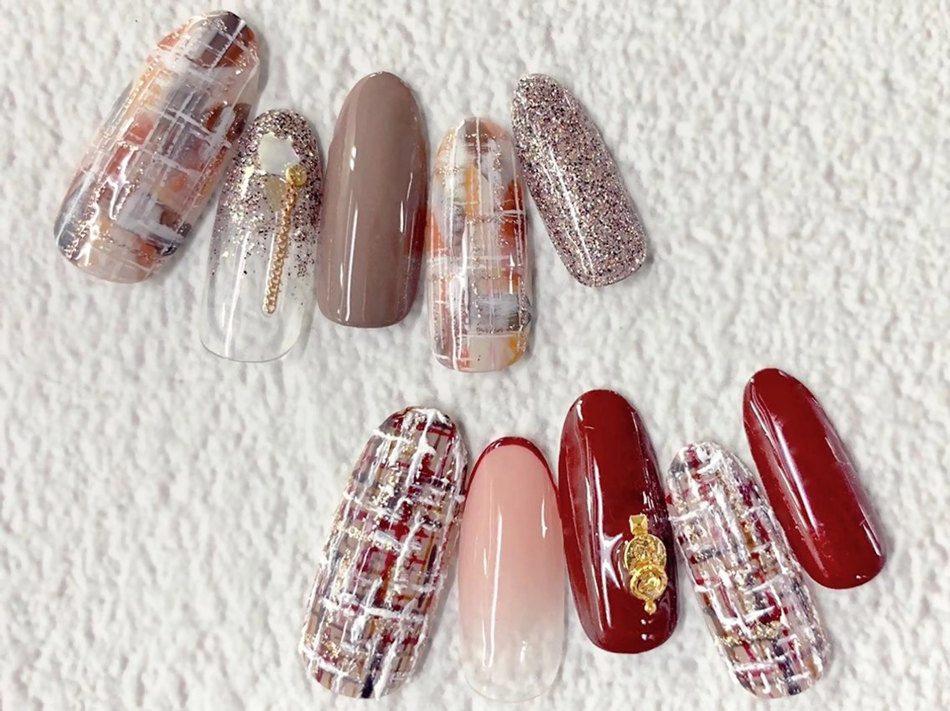 ネイル ツイードネイル SyiSyu 梅田店のネイルデザイン