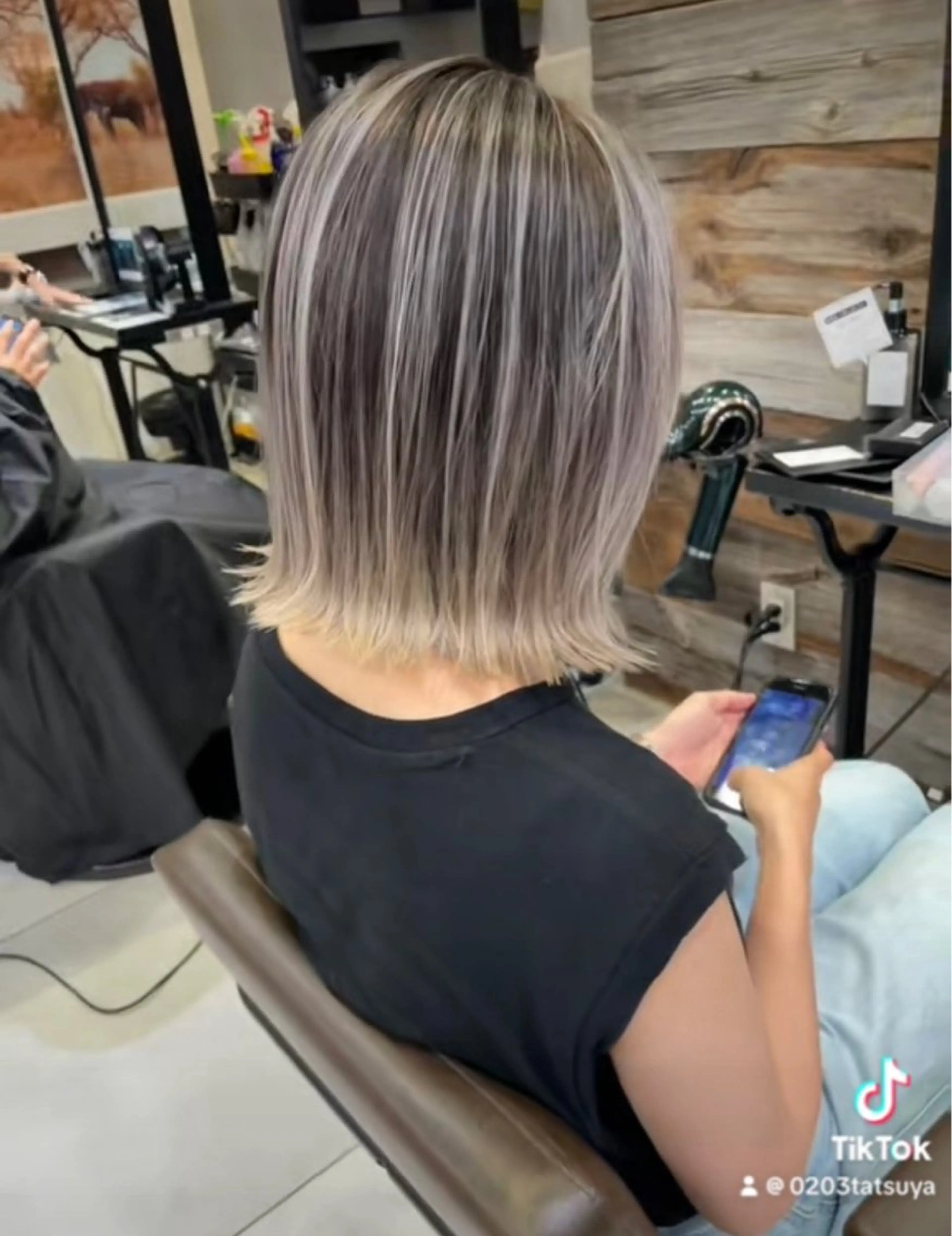 ミディアム 切りっぱなしボブ ボブ 外国人風カラー ハイライト レイヤーカット 外国人風ヘア スペシャリスト★高沼のヘアスタイル