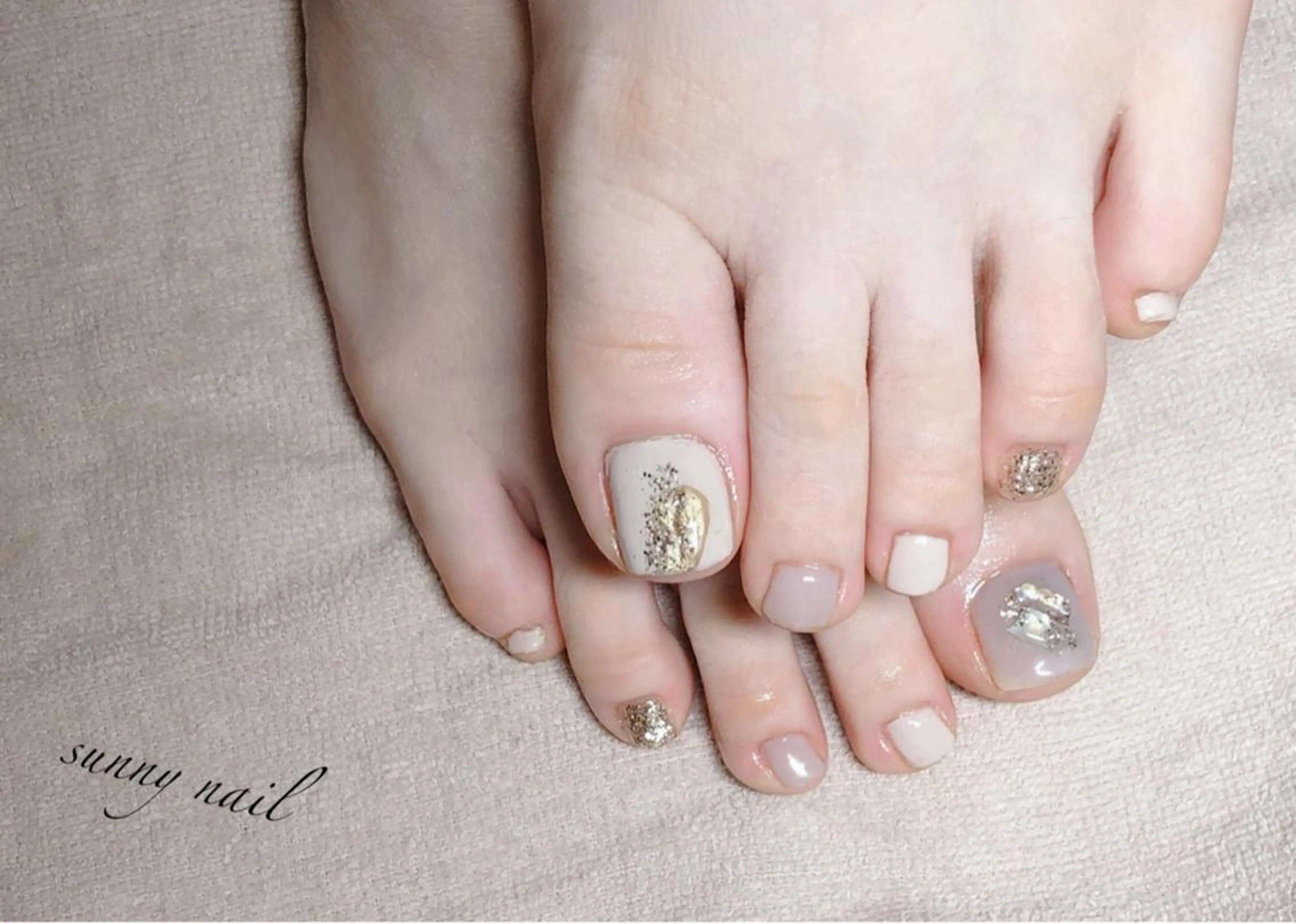 ネイル フットネイル ニュアンスネイル sunny nailのネイルデザイン