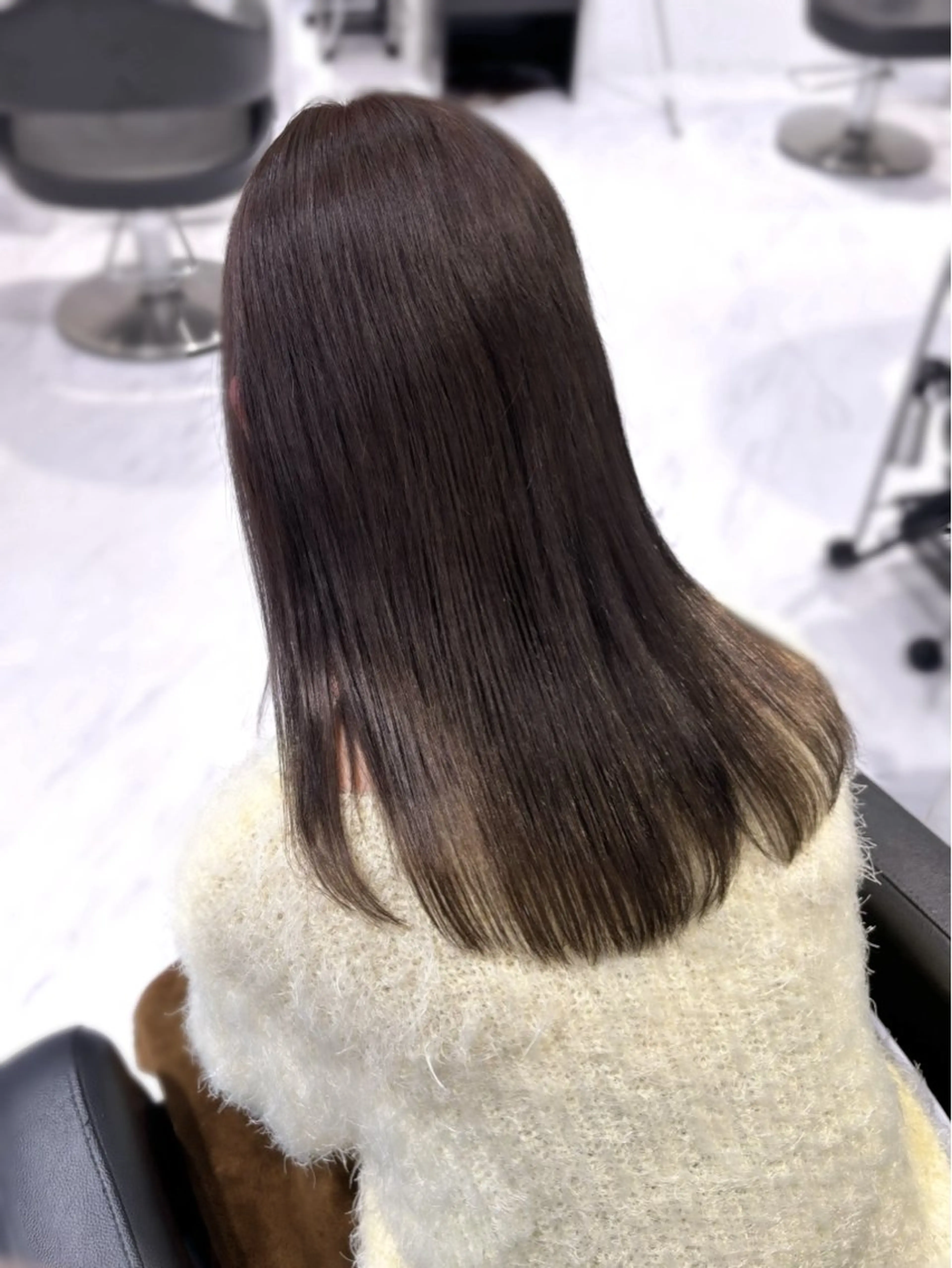 セミロング カラー ベージュカラー ブリーチ 透明感カラー ダブルカラー グレージュ 表参道♡暗髪♡ 艶カラー♡アユミのヘアスタイル