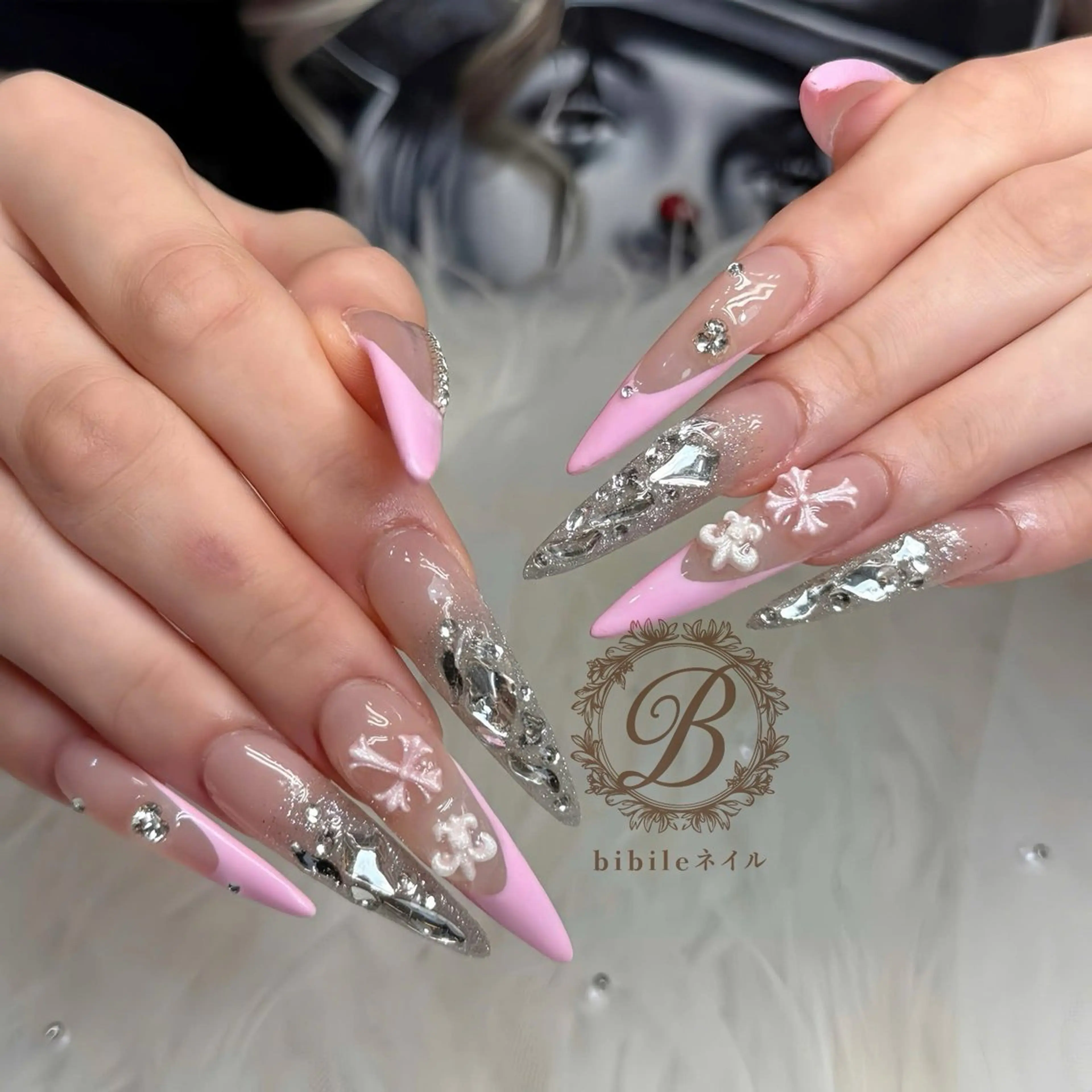 ネイル ロングネイル ハンドネイル 島尻 ユインのネイルデザイン