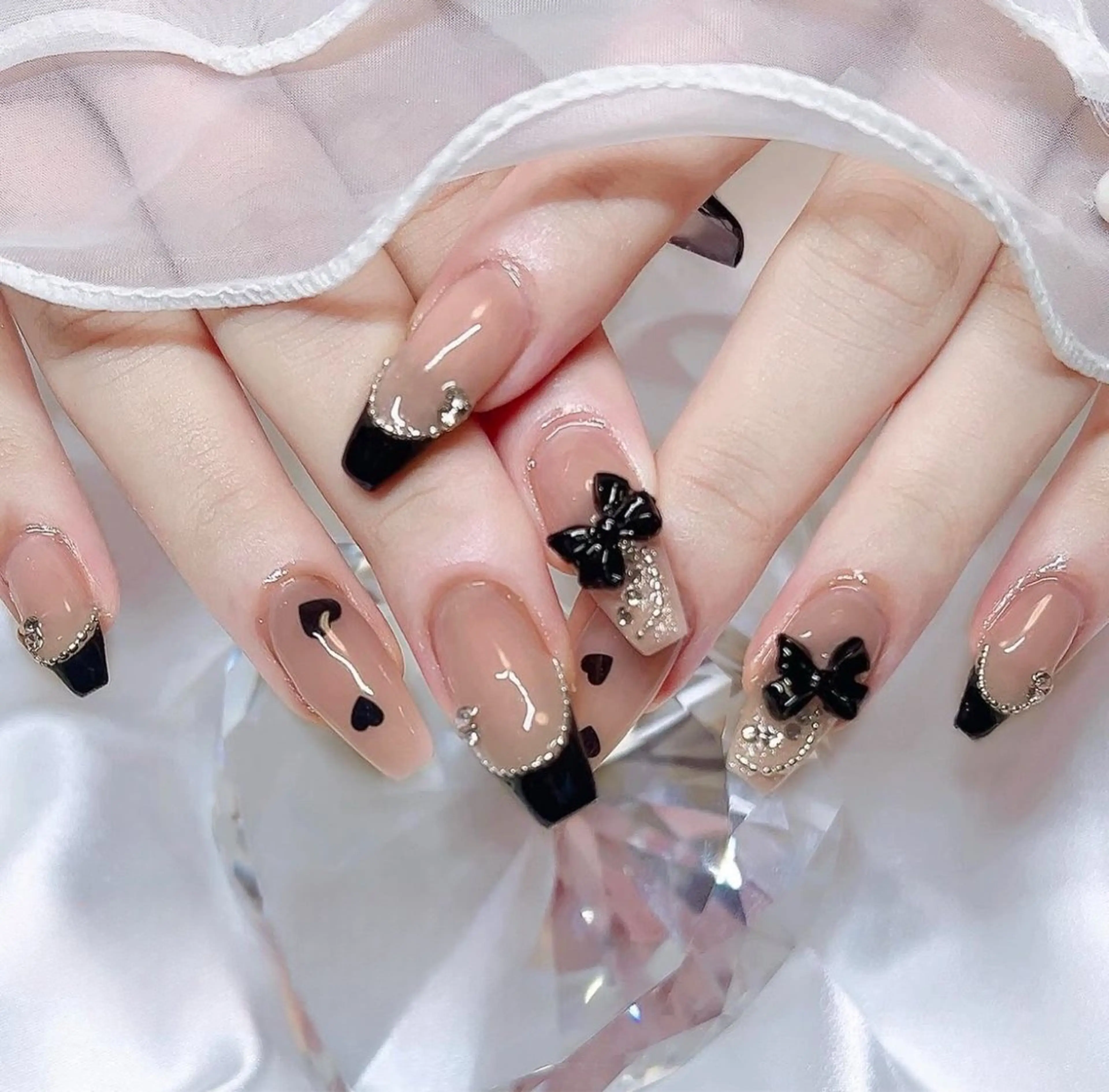 ネイル ハンドネイル Lyna 池袋のネイルデザイン