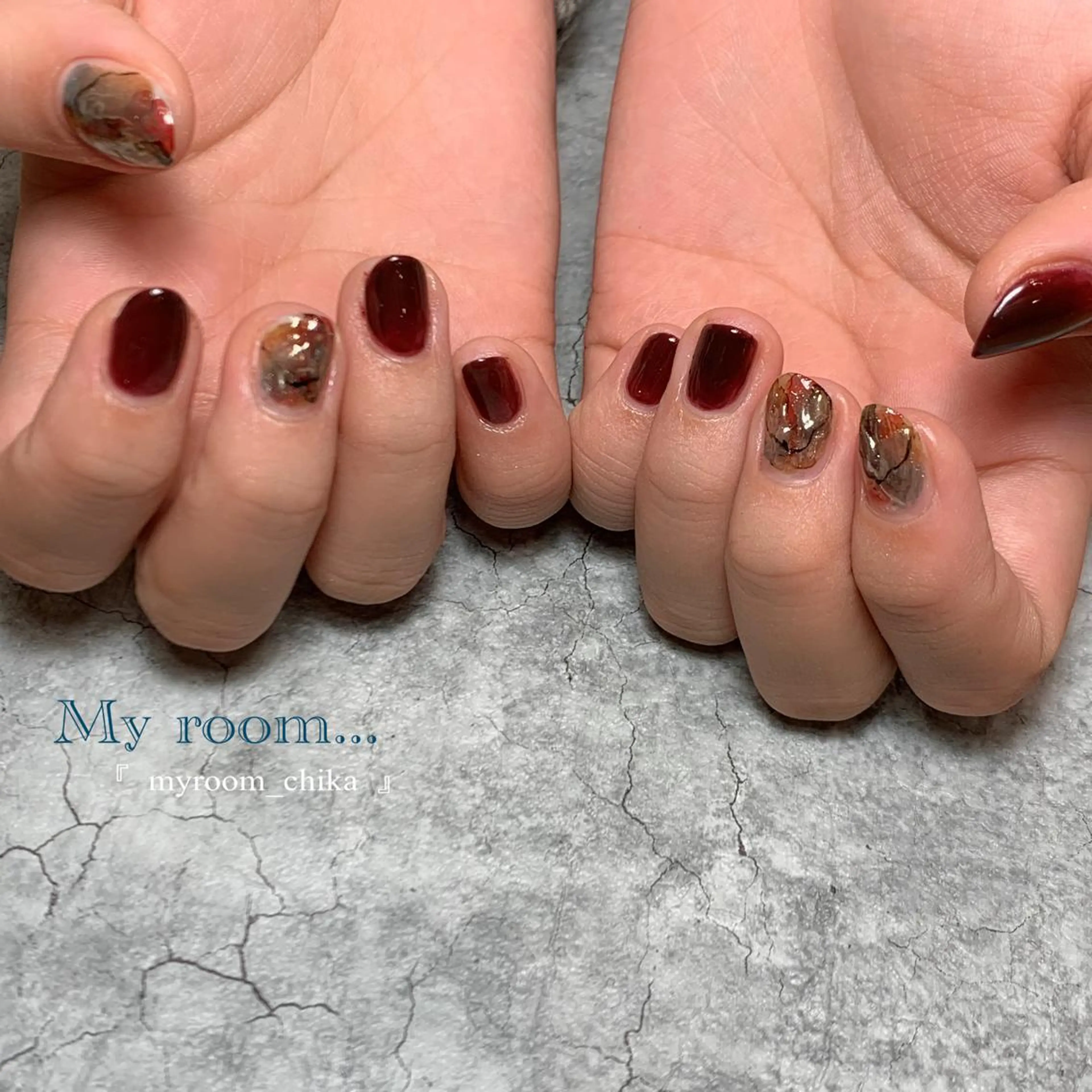 ネイル ボルドー Amua.facial salon所属・ネイル・ハーブ Amua.新宿御苑のエステ・リラクイメージ