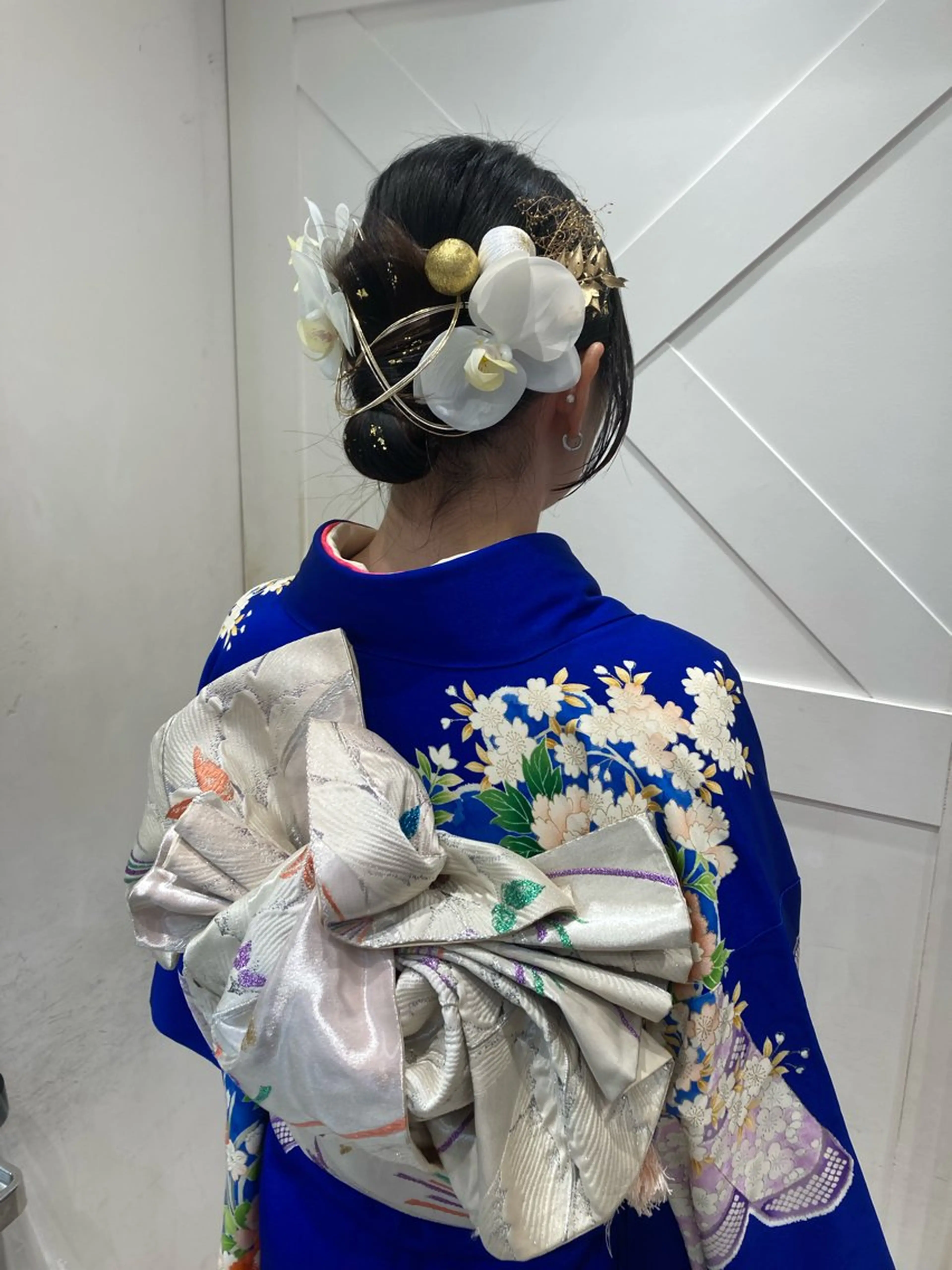 あやかショート 白髪ぼかしのヘアスタイル