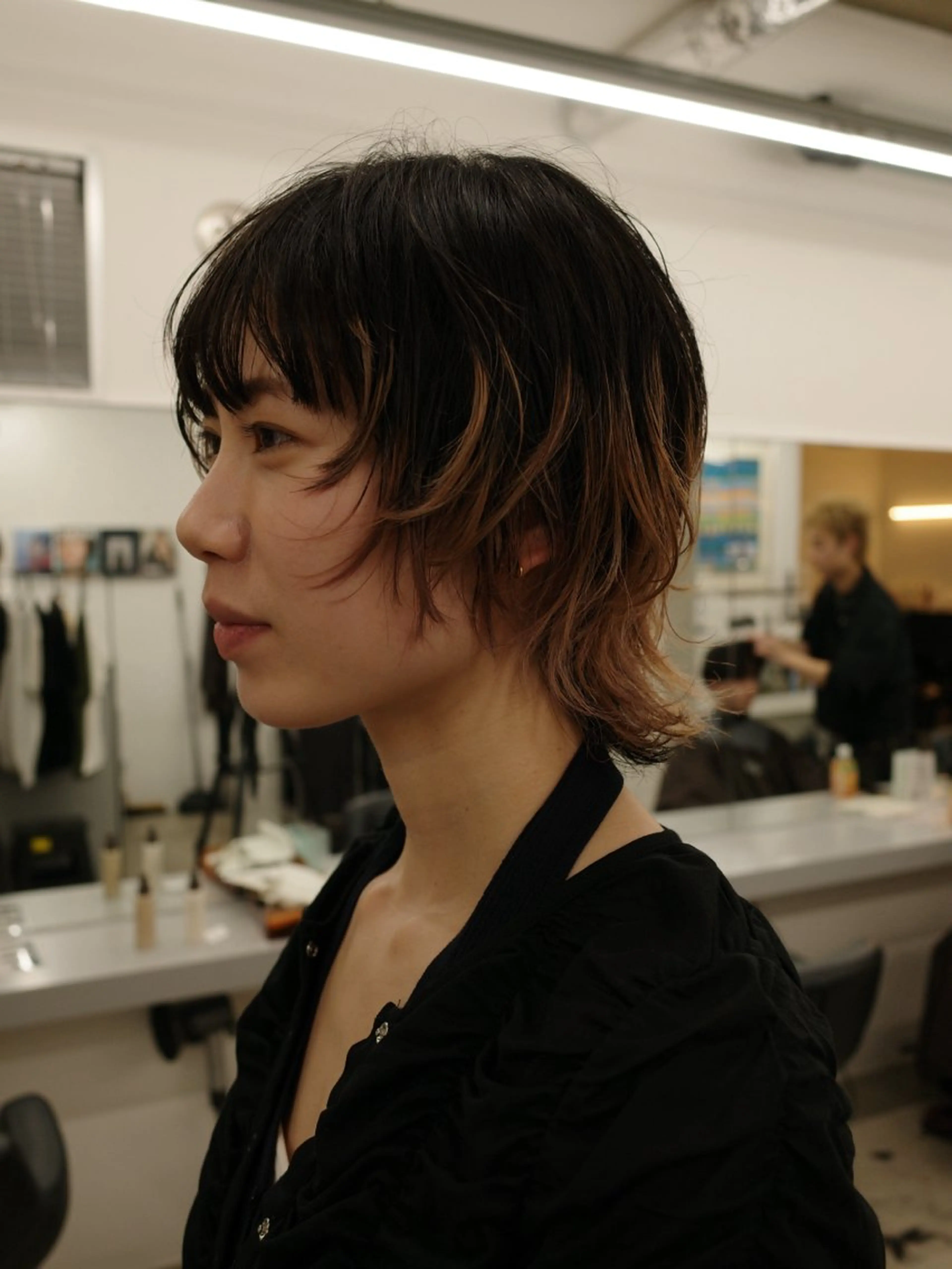 ショート カラー ブリーチ ボブ レイヤーカット カット ヘアカラー トリートメント tension 【テンション】のヘアスタイル